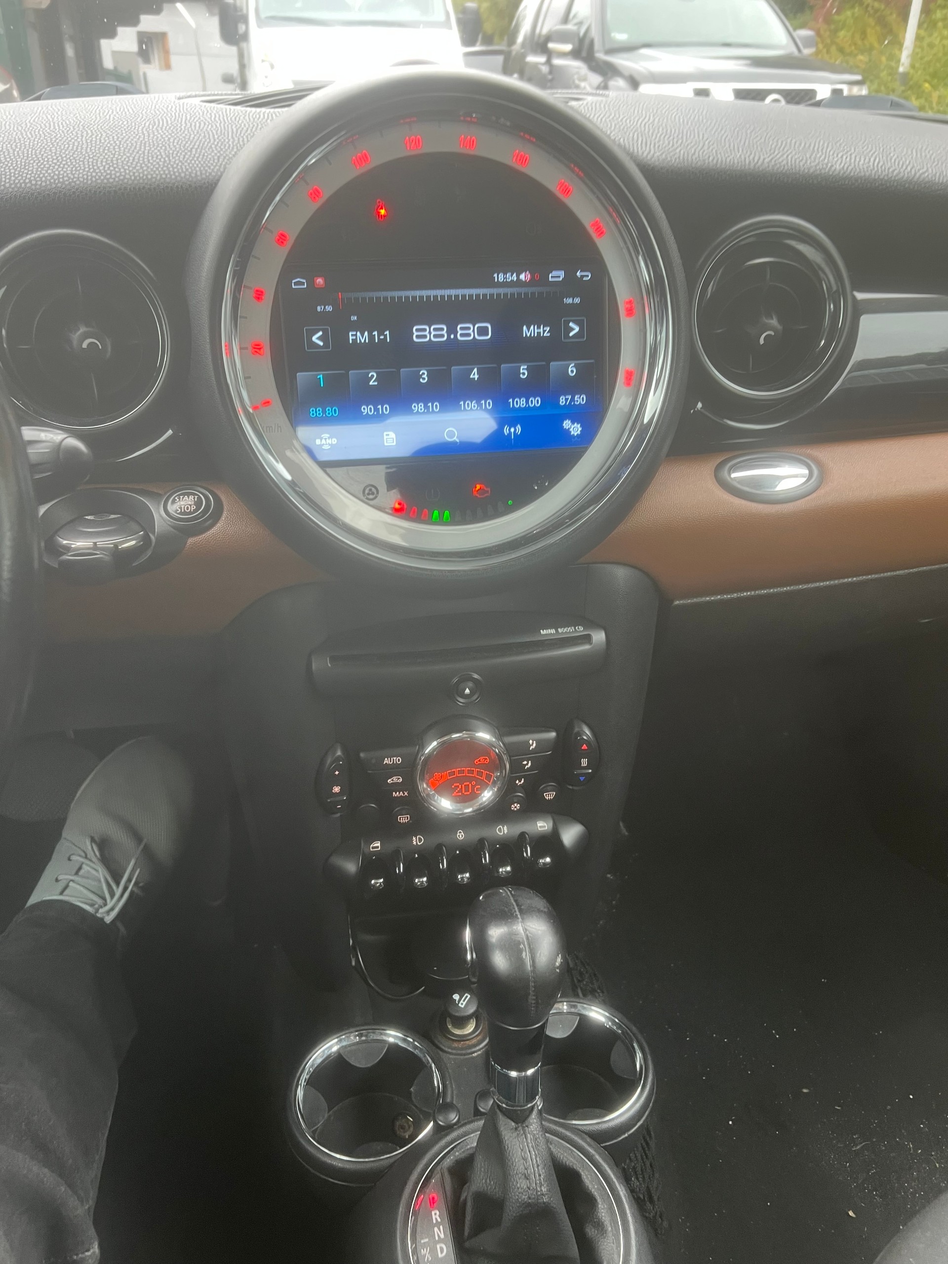 MINI Cooper Steptronic-image-7