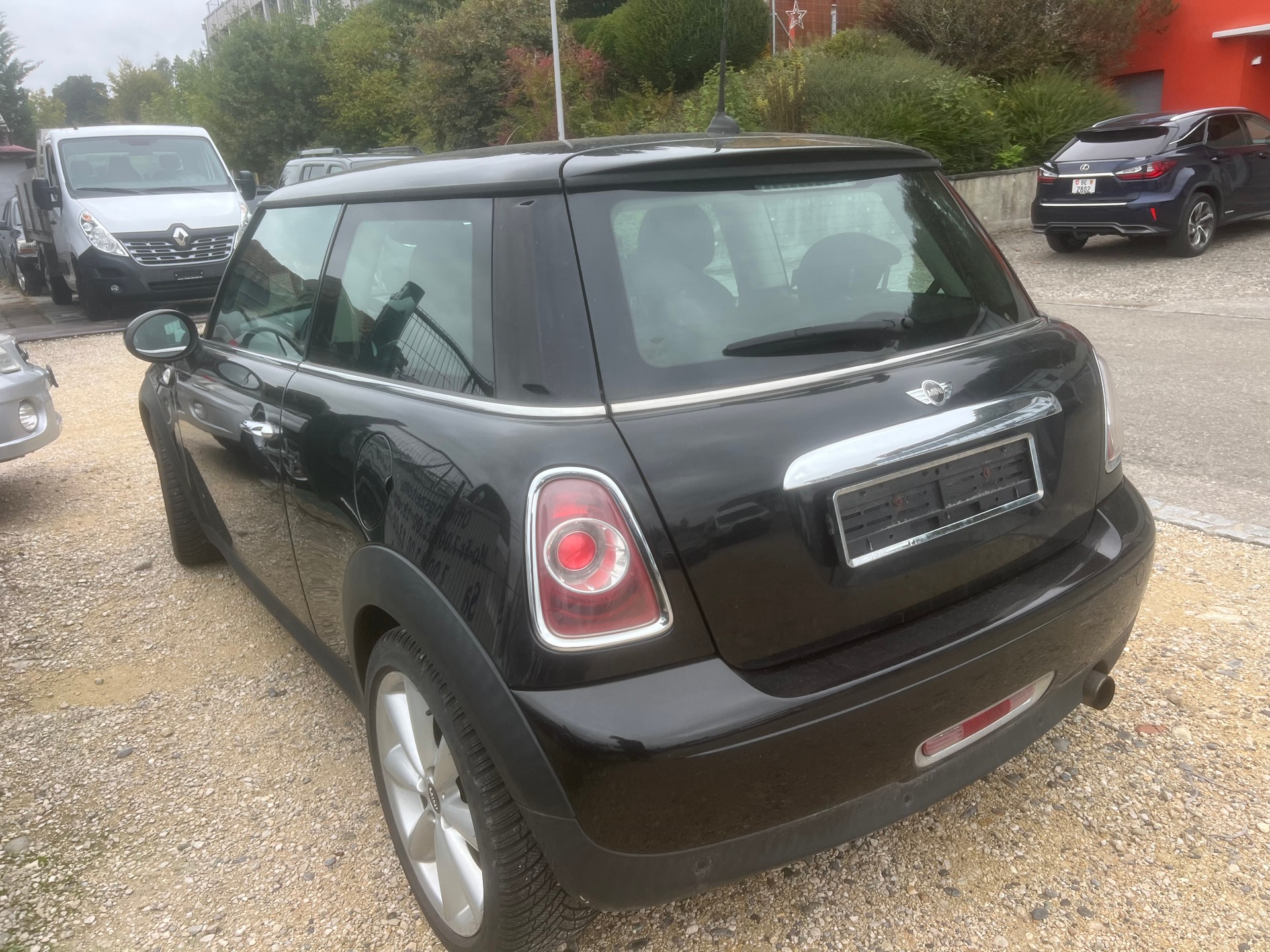 MINI Cooper Steptronic-image-5