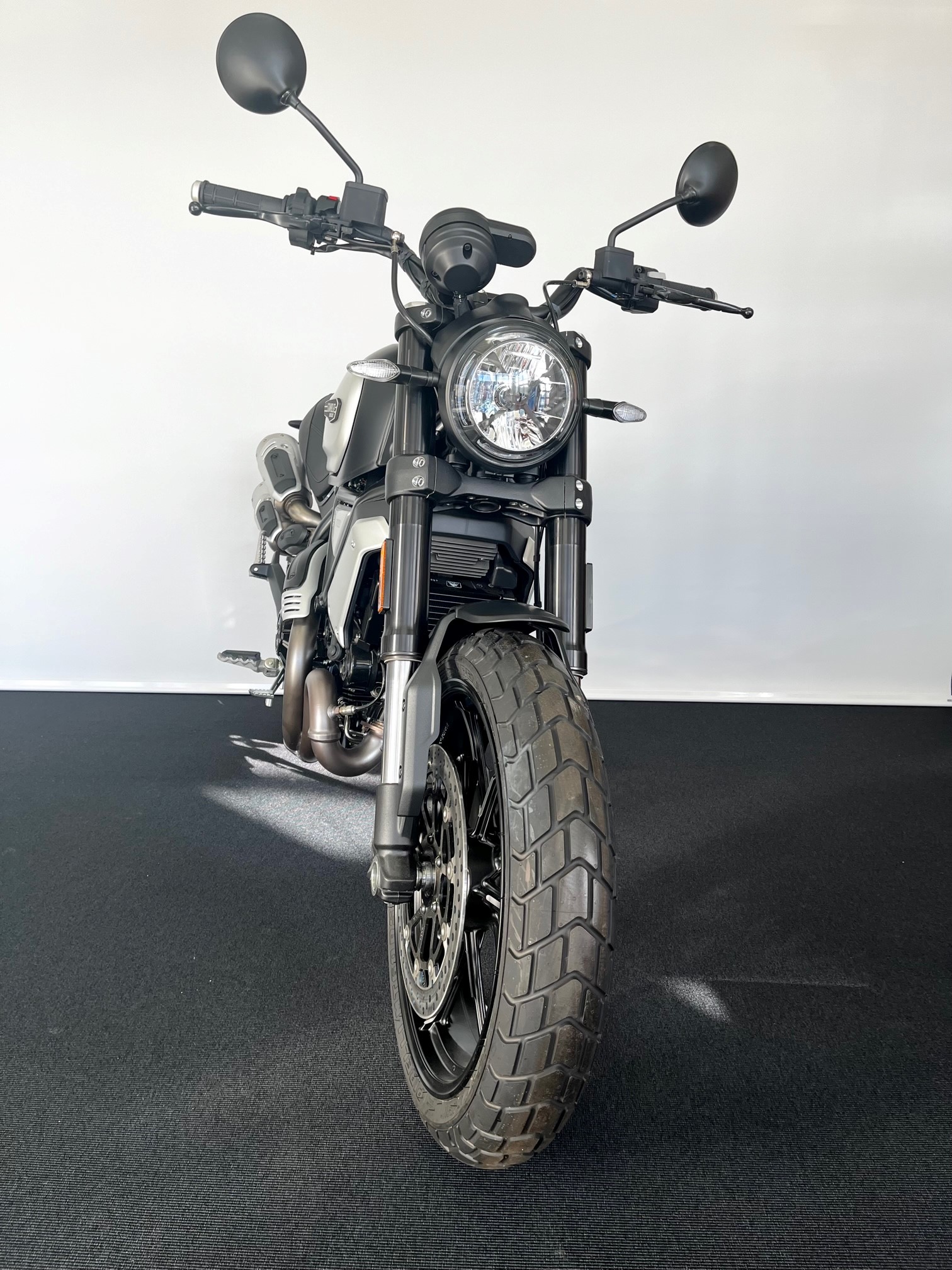 DUCATI Scrambler 1100 Dark Pro-image-4
