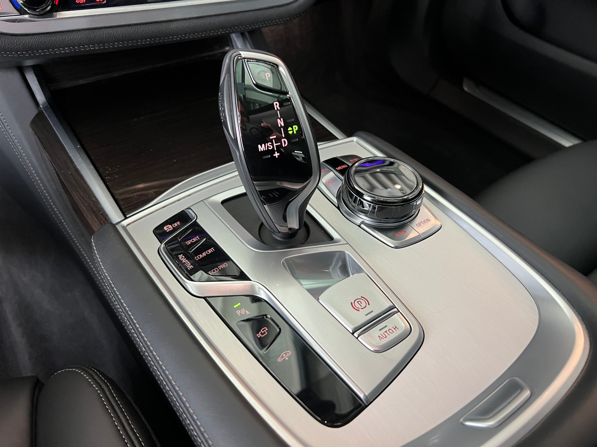 BMW 730d xDrive Steptronic-image-14