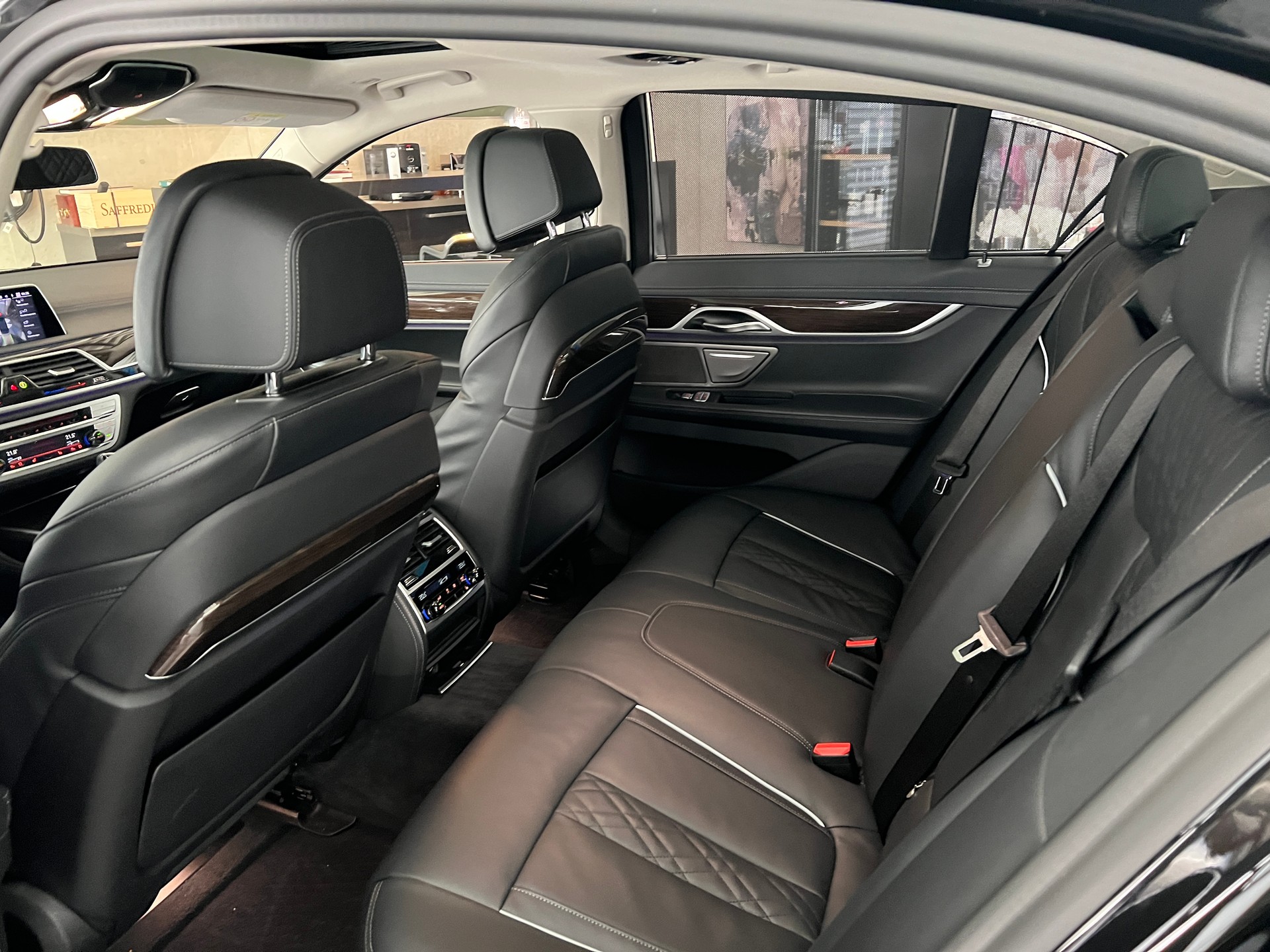 BMW 730d xDrive Steptronic-image-8