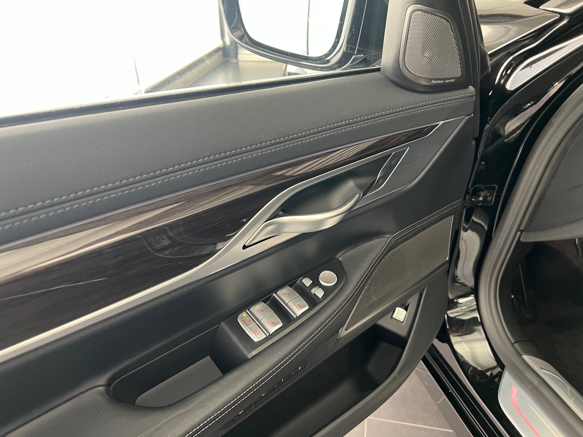 BMW 730d xDrive Steptronic-image-12