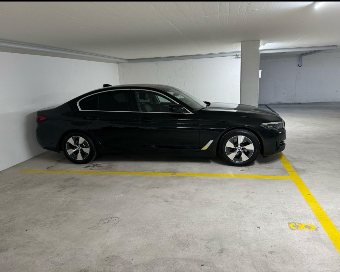 BMW 520d xDrive 48V Touring Luxury Steptronic-image-22