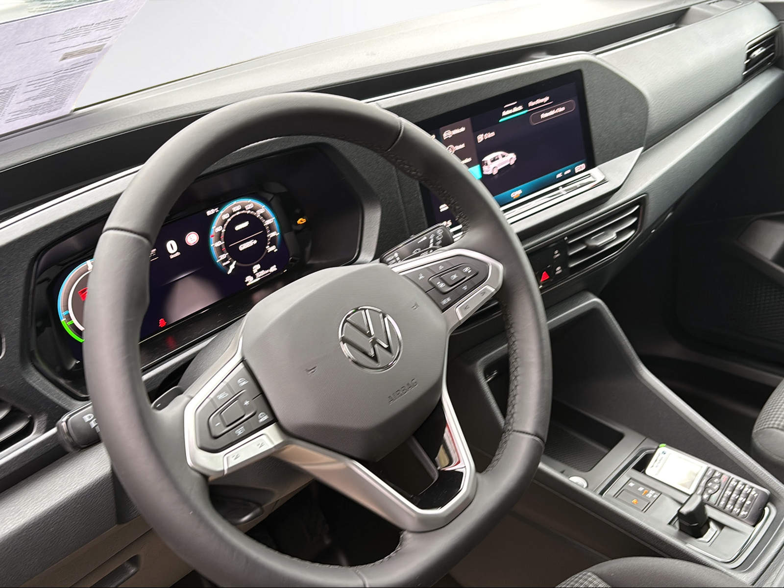 VW Caddy Cargo 1.5 TSI Plug in Hybrid Entry DSG-image-2