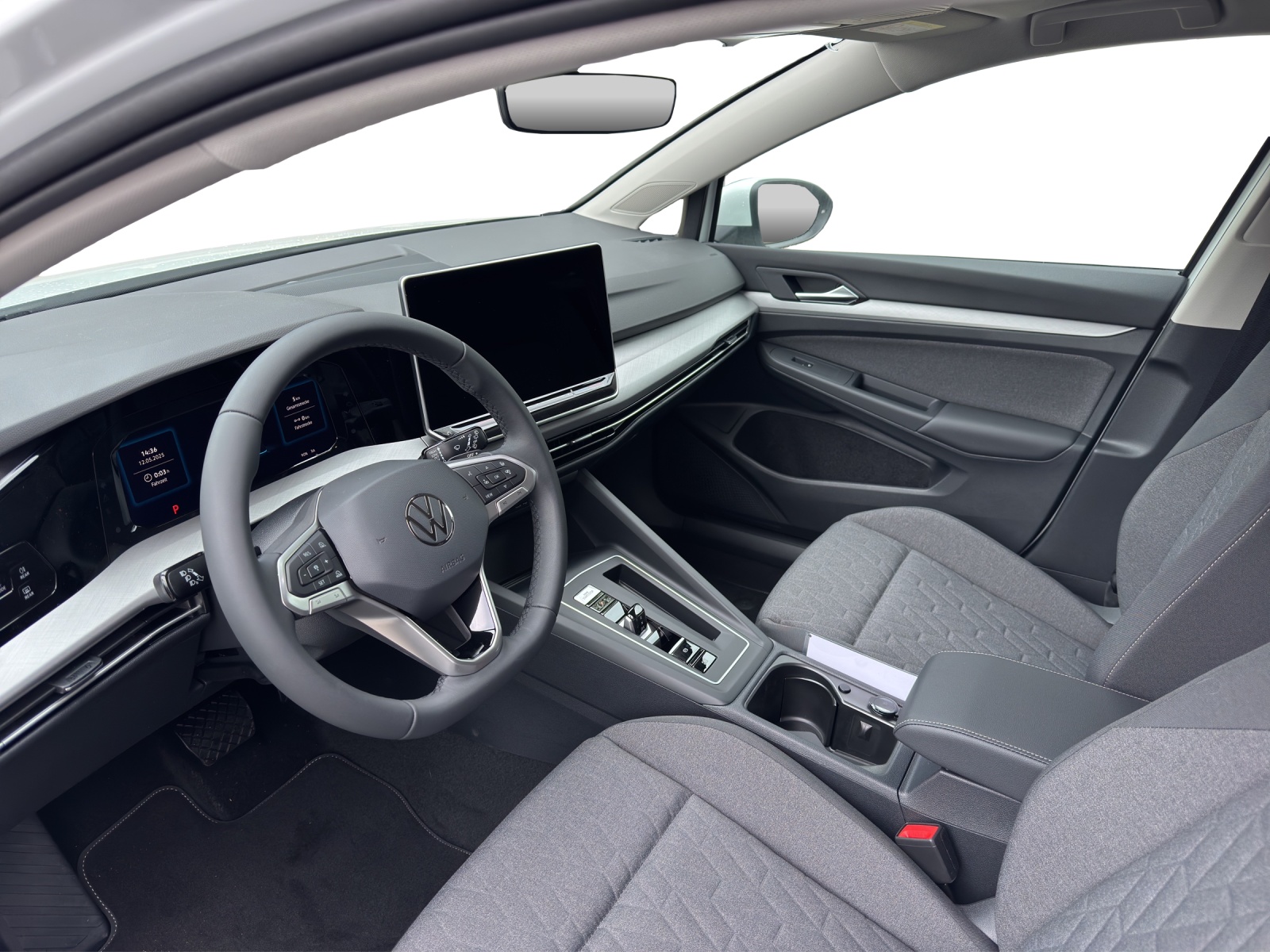 VW Golf 1.5 TSI PHEV Life-image-8