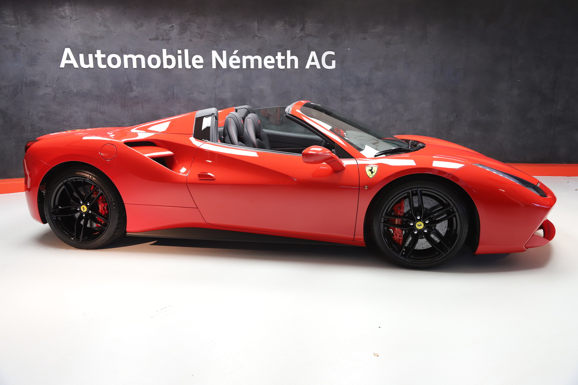 FERRARI 488 Spider 3.9 V8-image-1