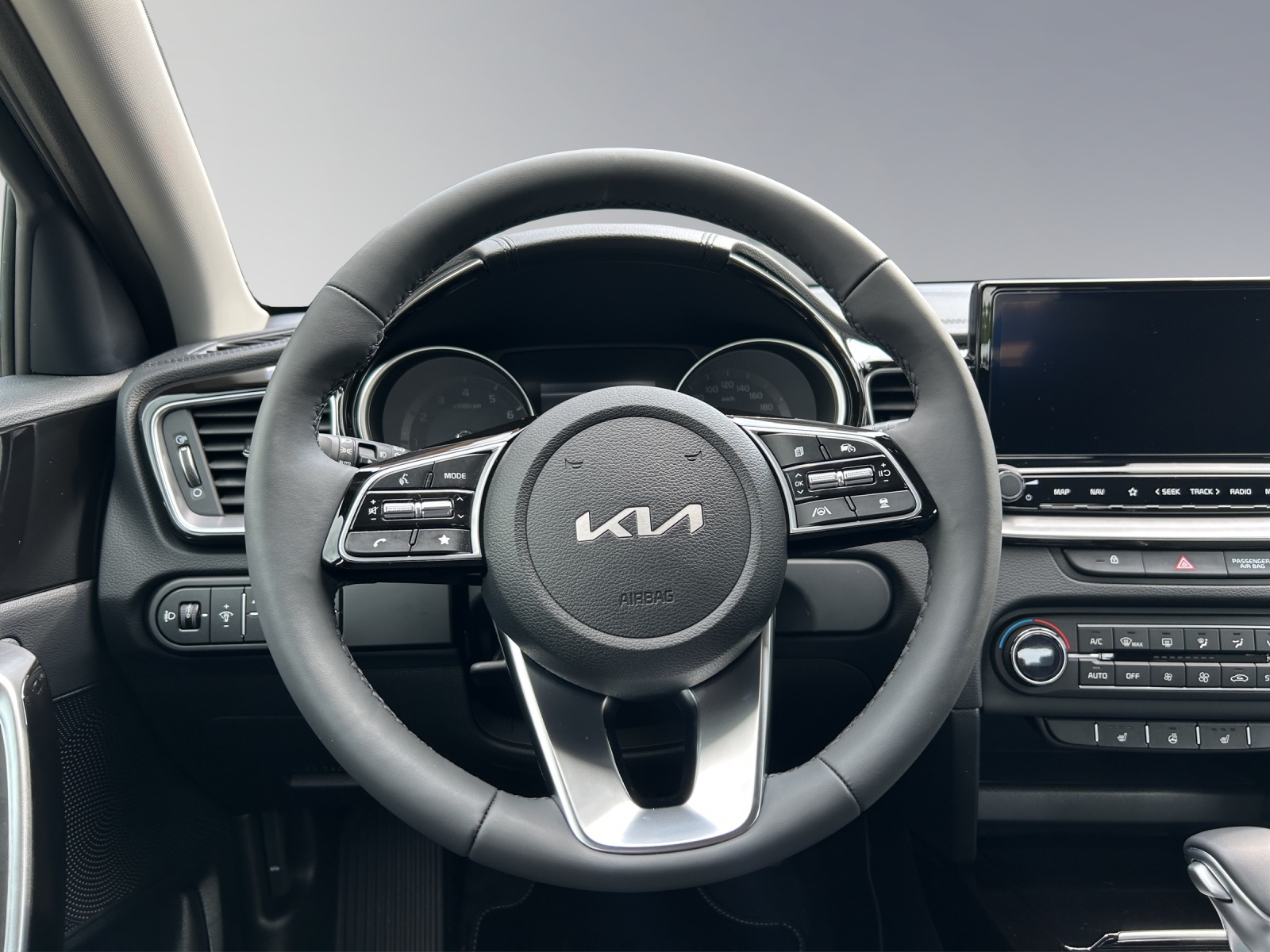 KIA XCeed 1.6 T-GDi Gold ADA-image-9