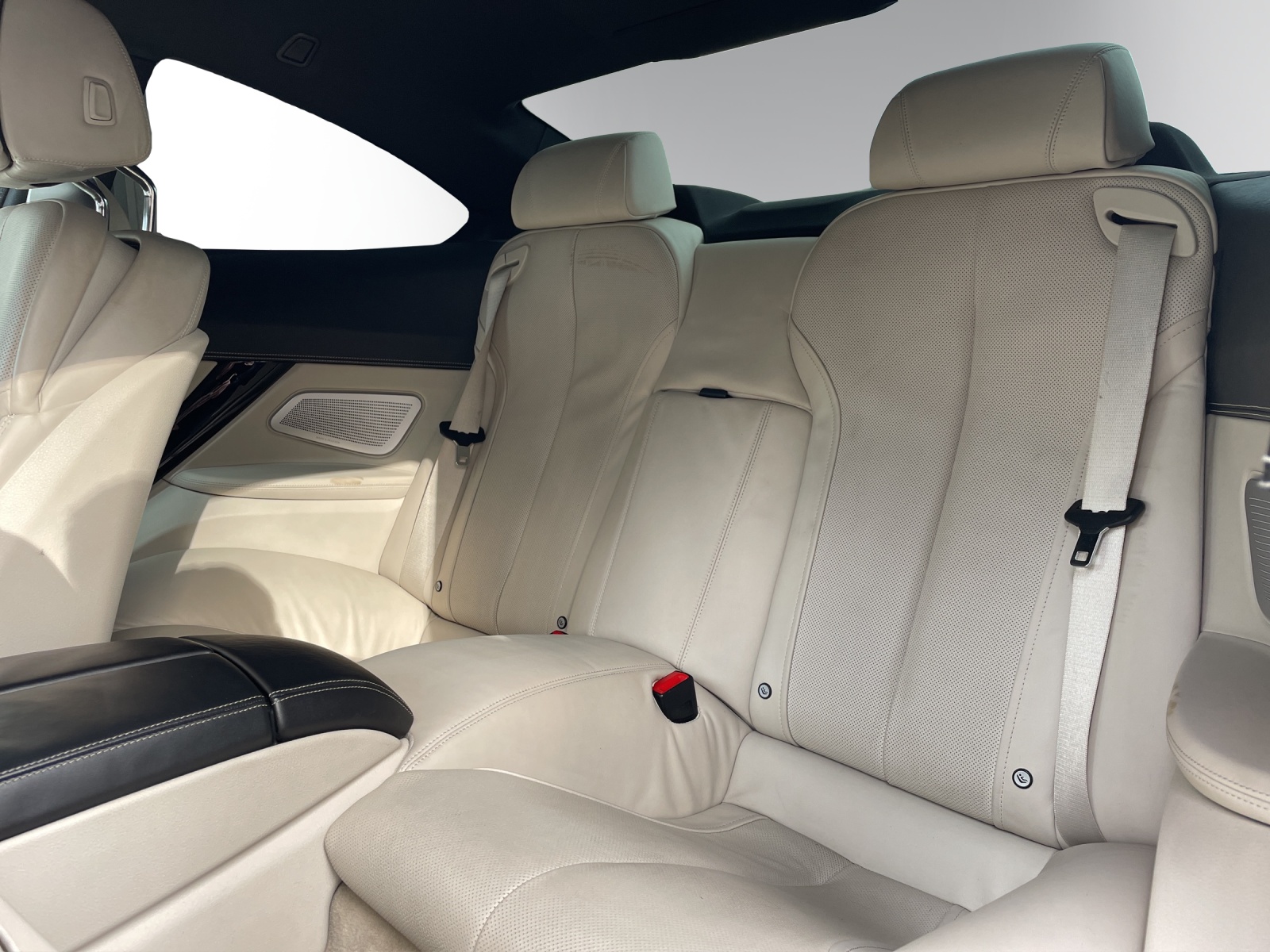 BMW 650i Coupé xDrive-image-11