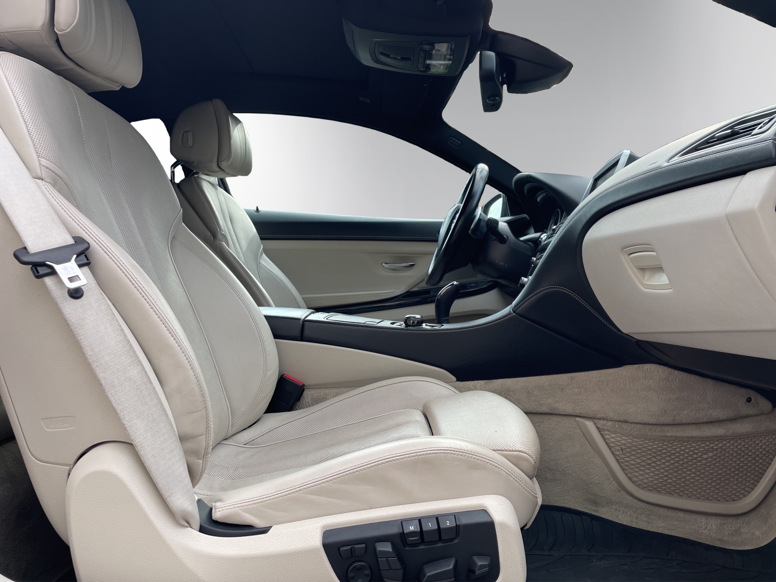 BMW 650i Coupé xDrive-image-13