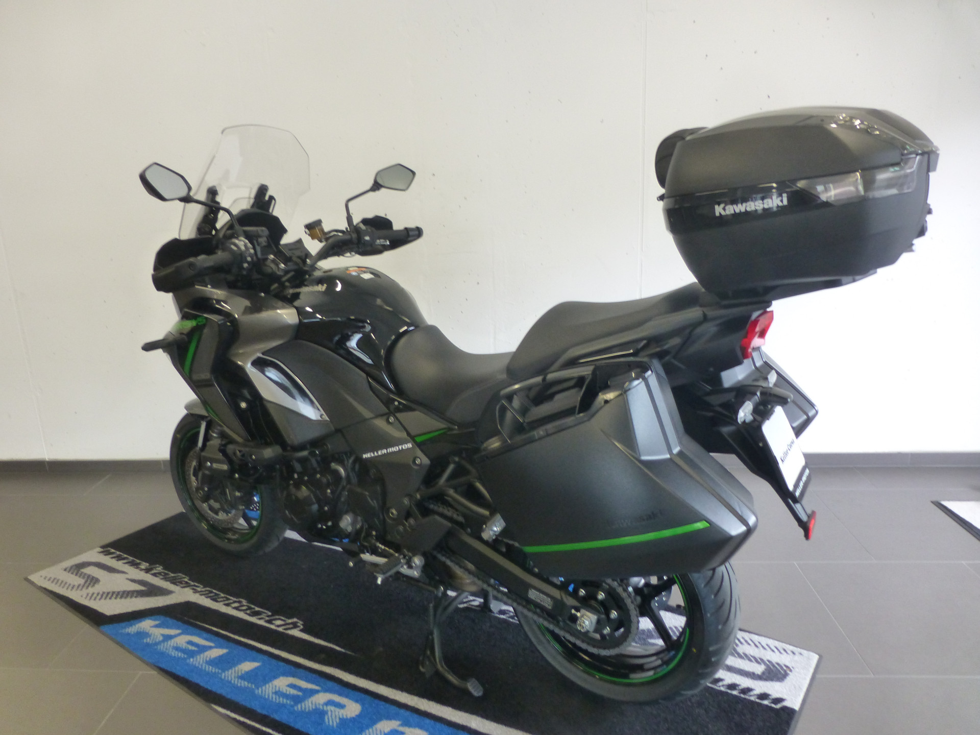 KAWASAKI Versys 1100 SE Grand Tourer-showroom-element-3