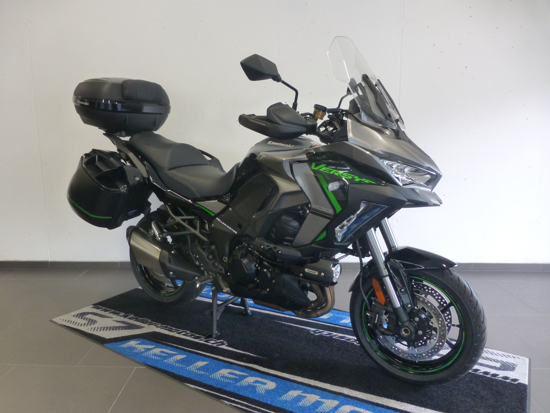 KAWASAKI Versys 1100 SE Grand Tourer-showroom-element-2