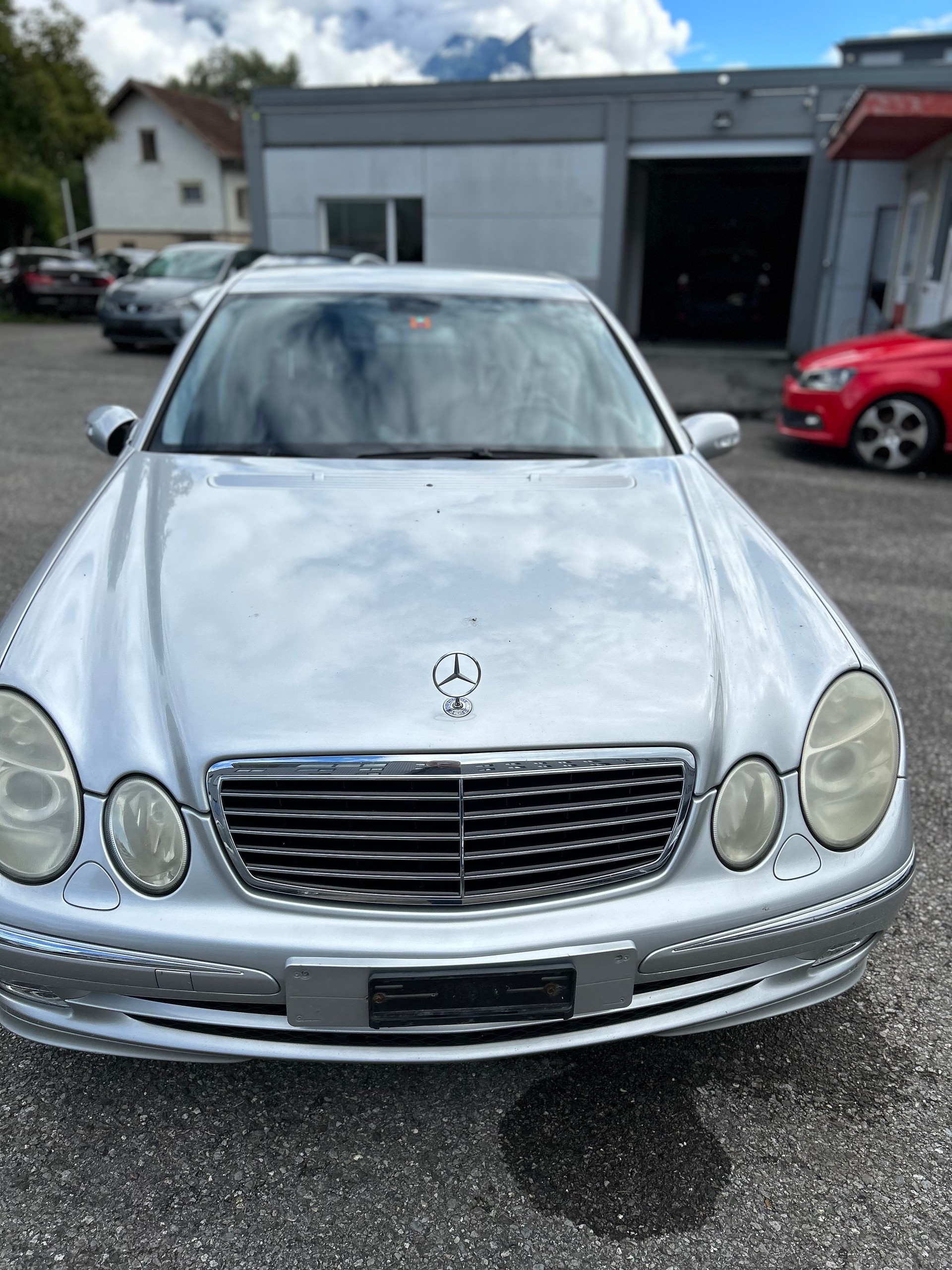 MERCEDES-BENZ E 240 Avantgarde-image-5