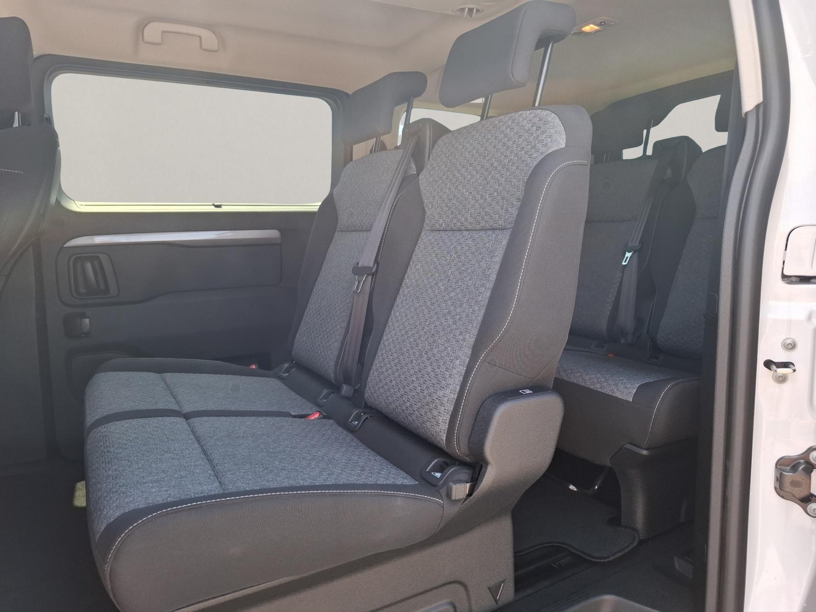 TOYOTA PROACE Verso L1 2.0 D Trend-image-9