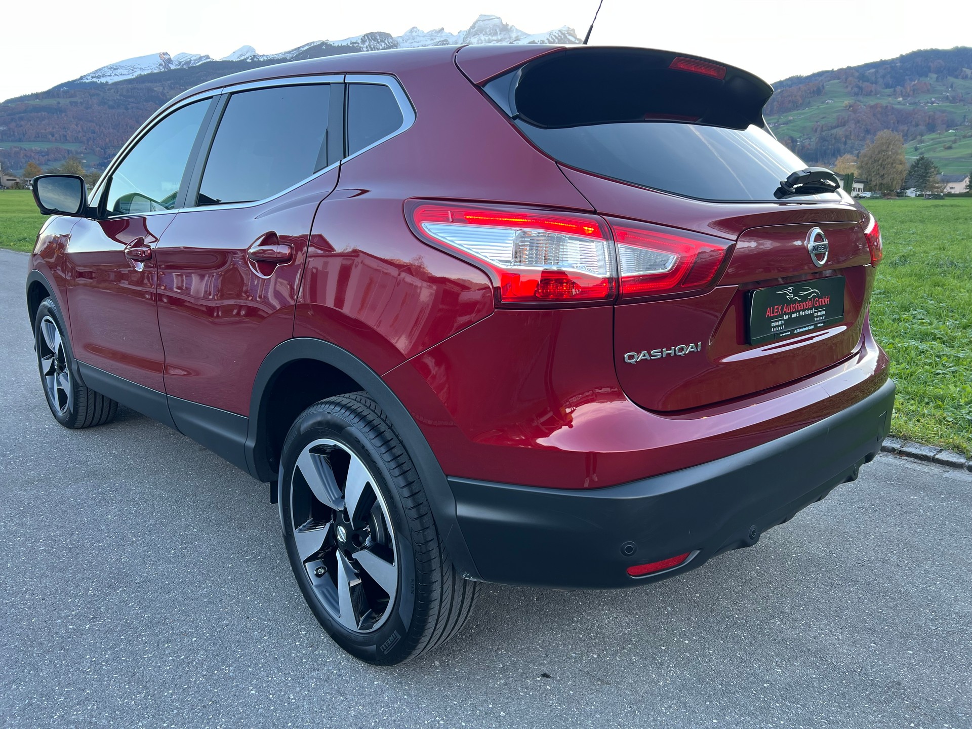 NISSAN Qashqai 1.6 dCi 360° ALL-MODE 4x4 (CHF 295.90/Monat)-image-3