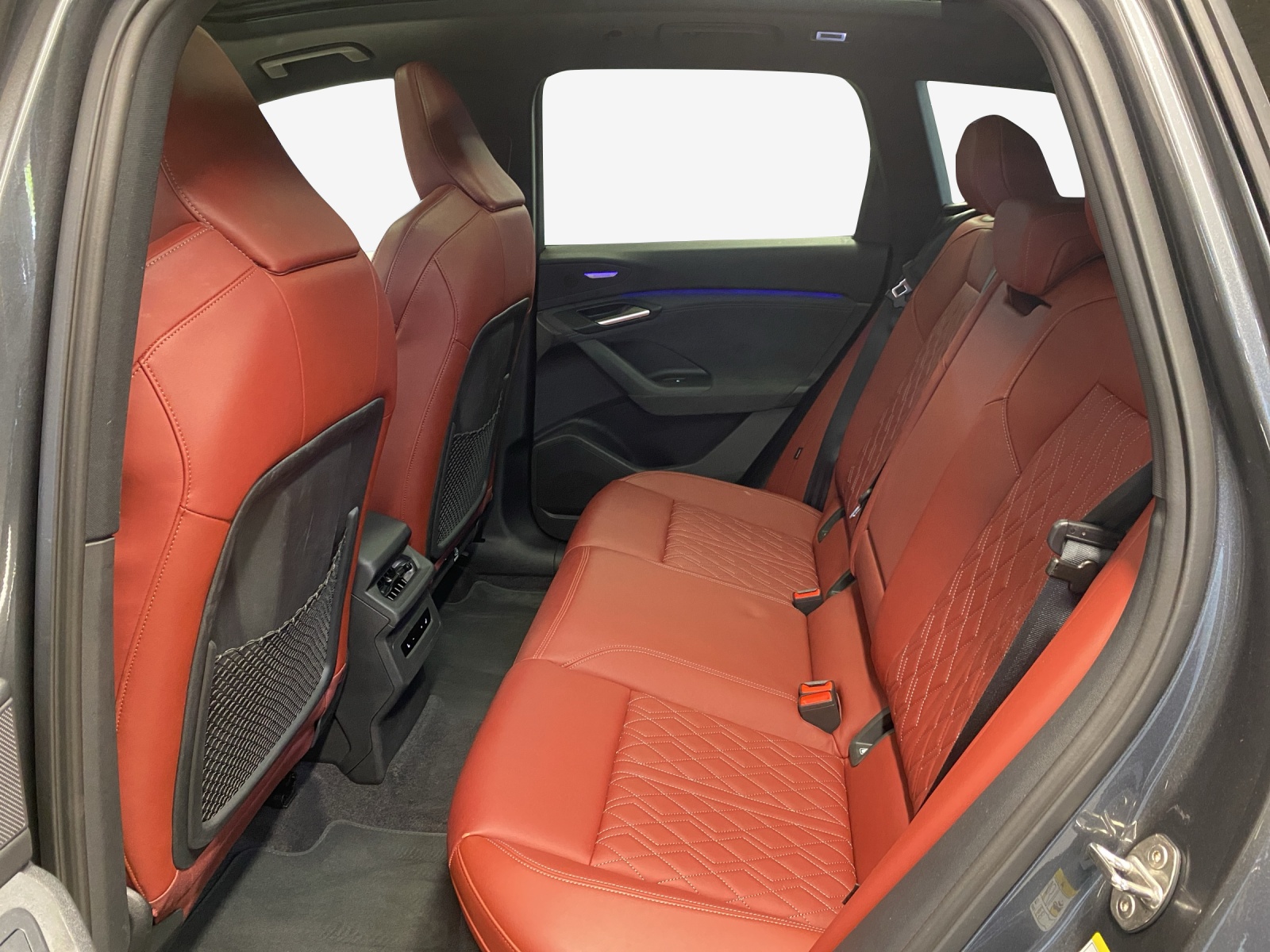 AUDI SQ6 e-tron quattro-image-11