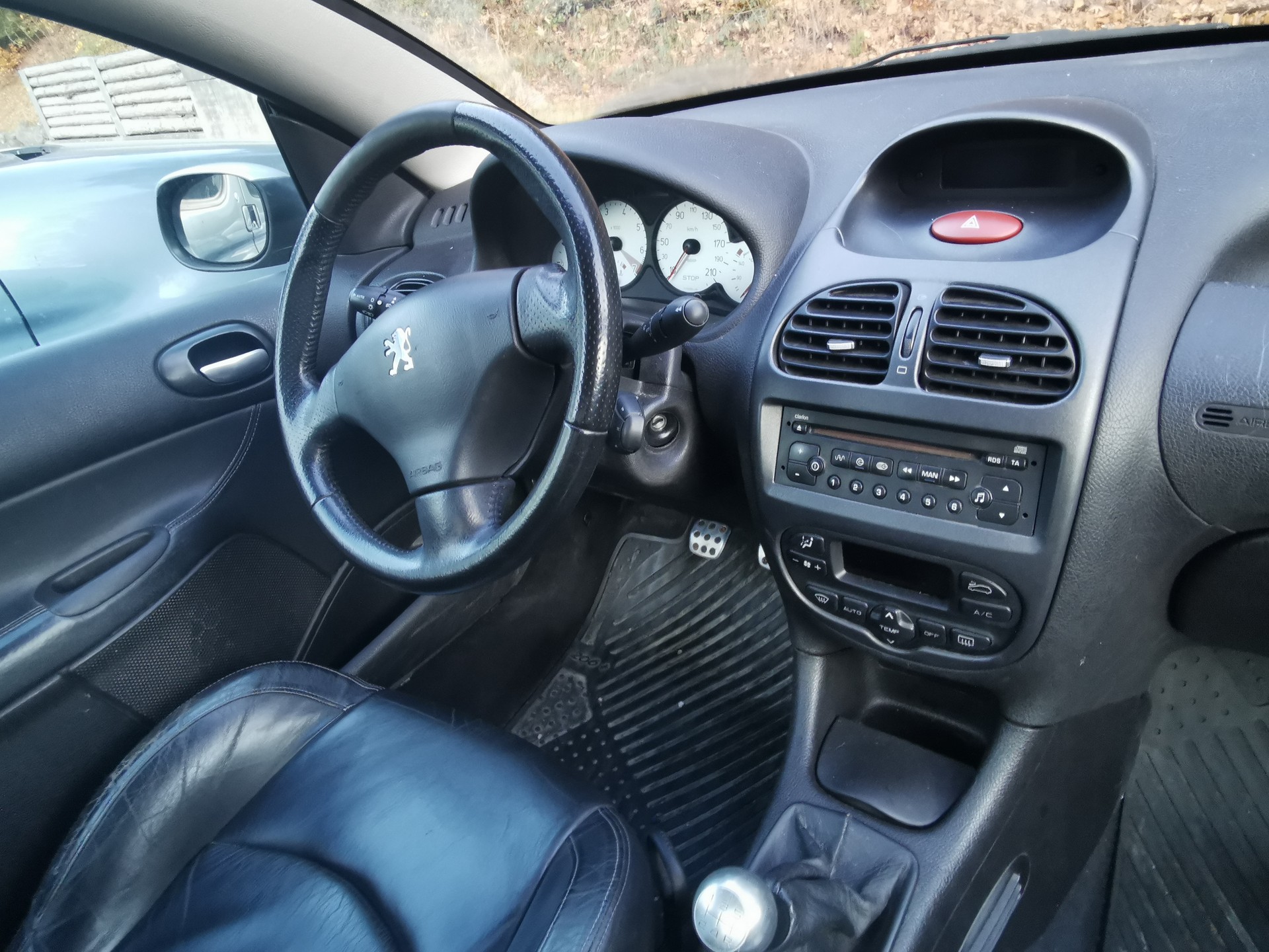 PEUGEOT 206 CC 2.0 16V-image-5