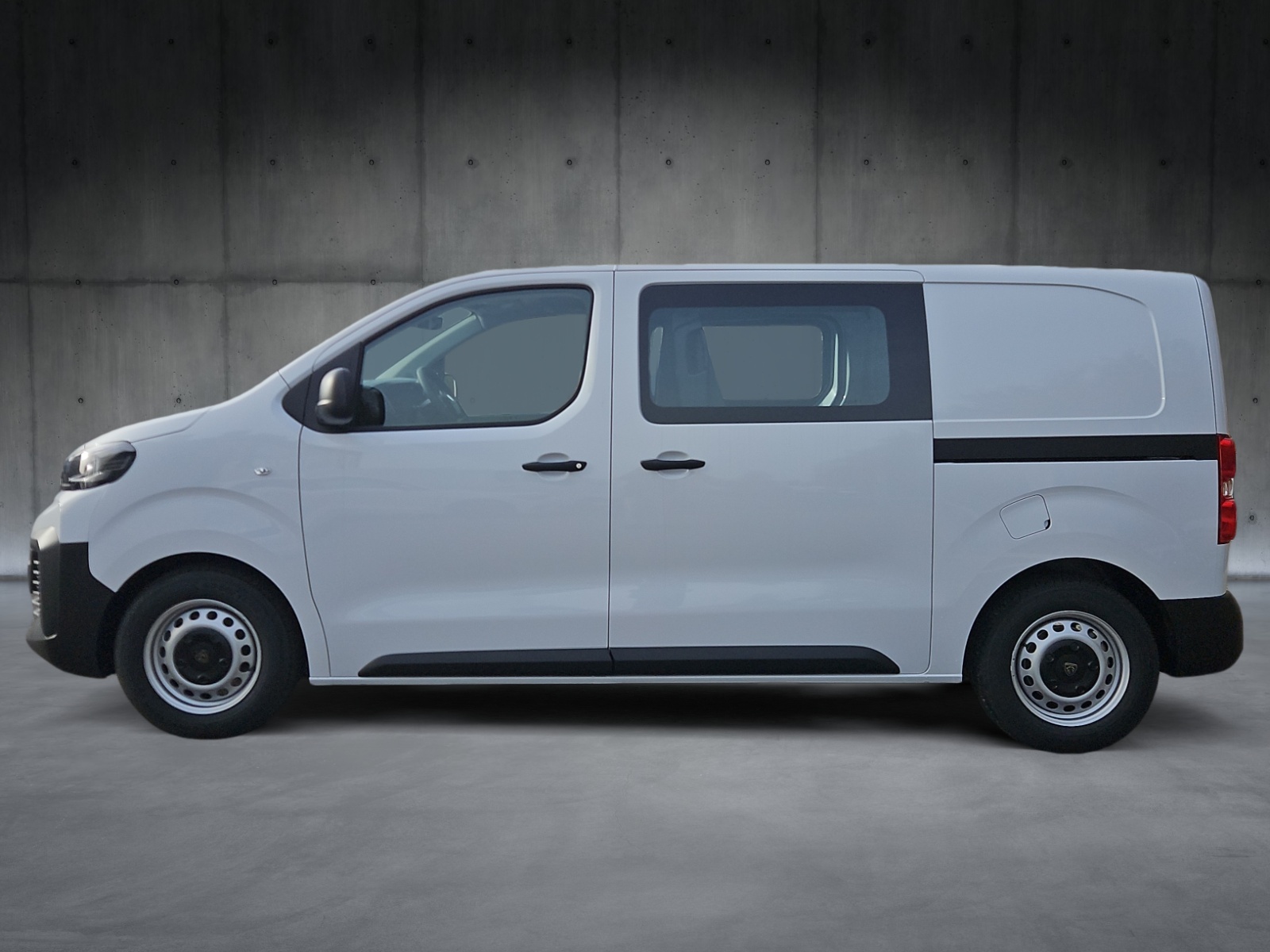 PEUGEOT Expert 1.5 BlueHDi 120 S&S Vertiefte Kabine Standard-showroom-element-1