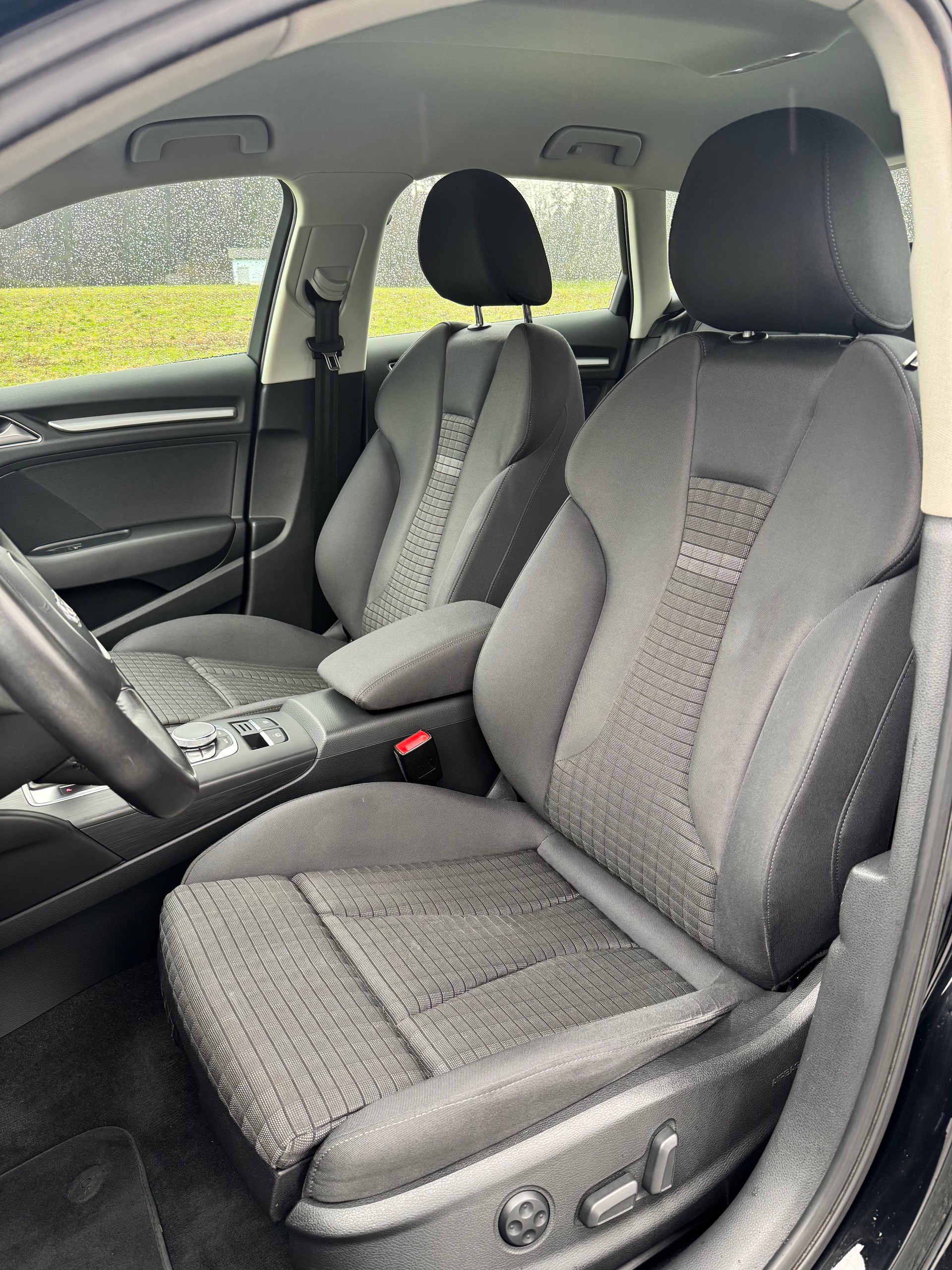 AUDI A3 Sportback 1.8 TFSI Ambition S-tronic / ab MFK 01.2026-image-7