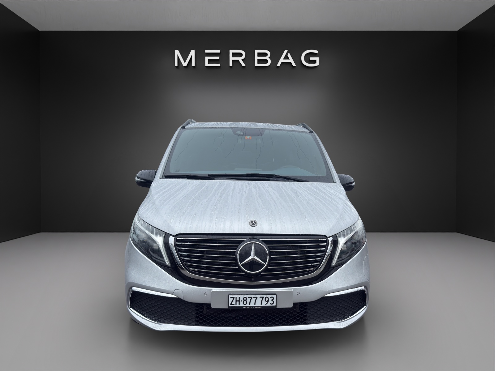 MERCEDES-BENZ EQV 300 lang-image-5
