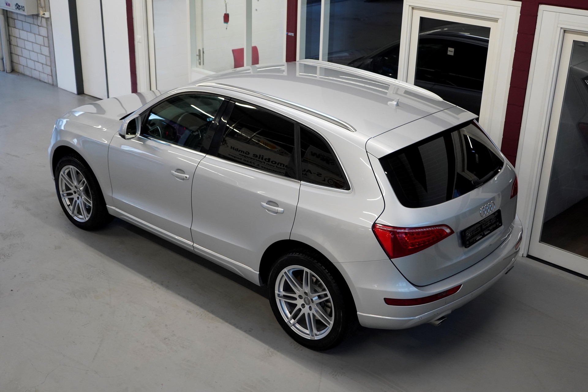 AUDI Q5 3.0 TDI quattro S-tronic-image-3