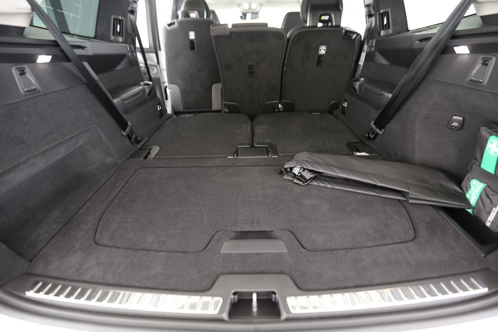 VOLVO XC90 2.0 T8 TE Ultra Dark eAWD-image-8