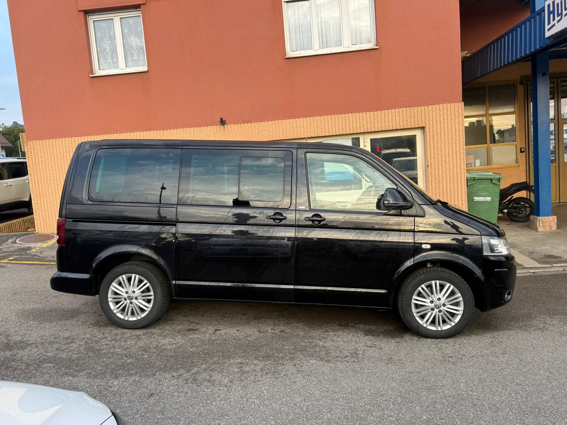 VW T5 Multivan 2.0 Bi-TDI CR Family Cup 4Motion DSG-image-6