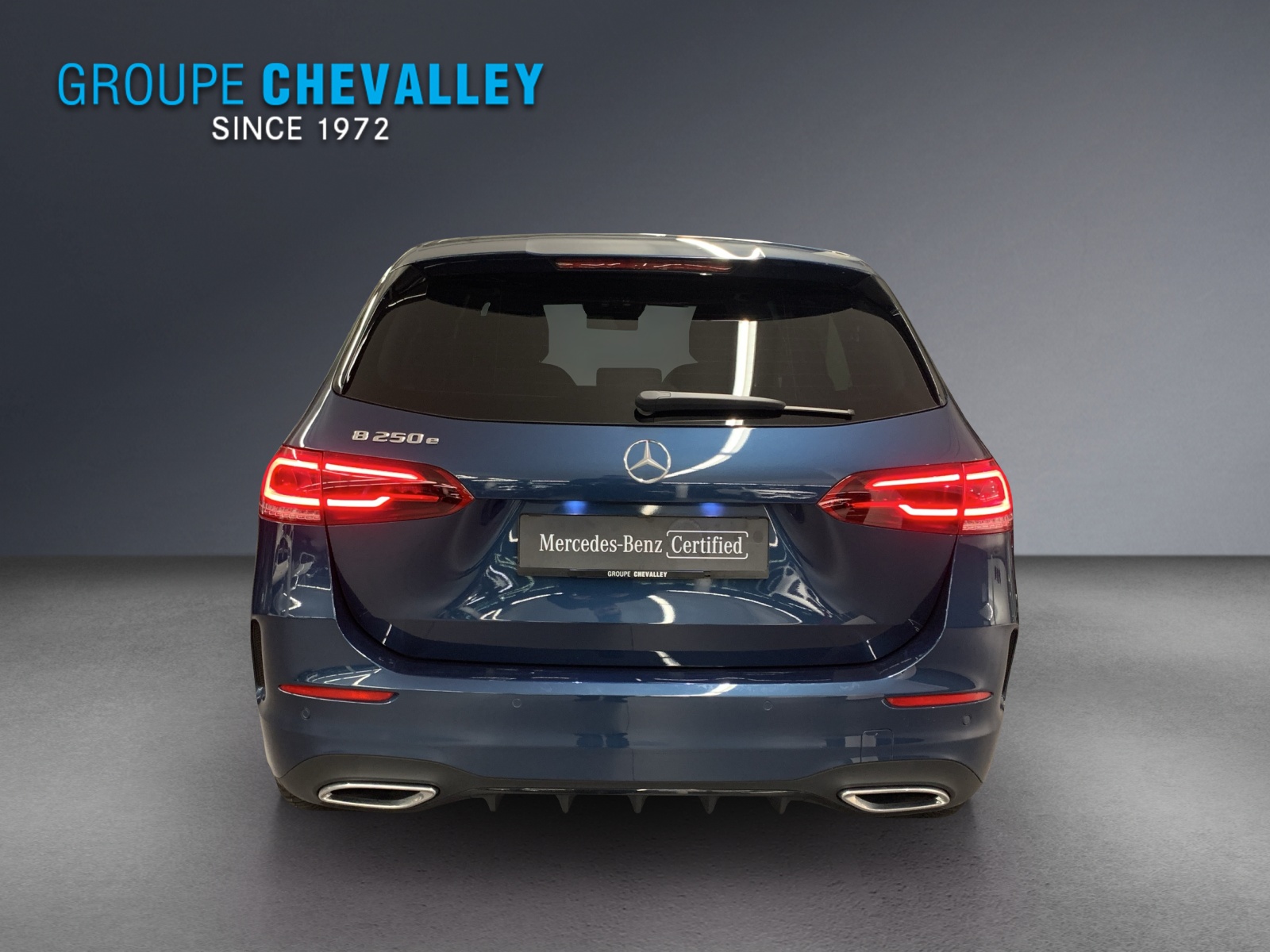 MERCEDES-BENZ B 250 e AMG Line-image-4