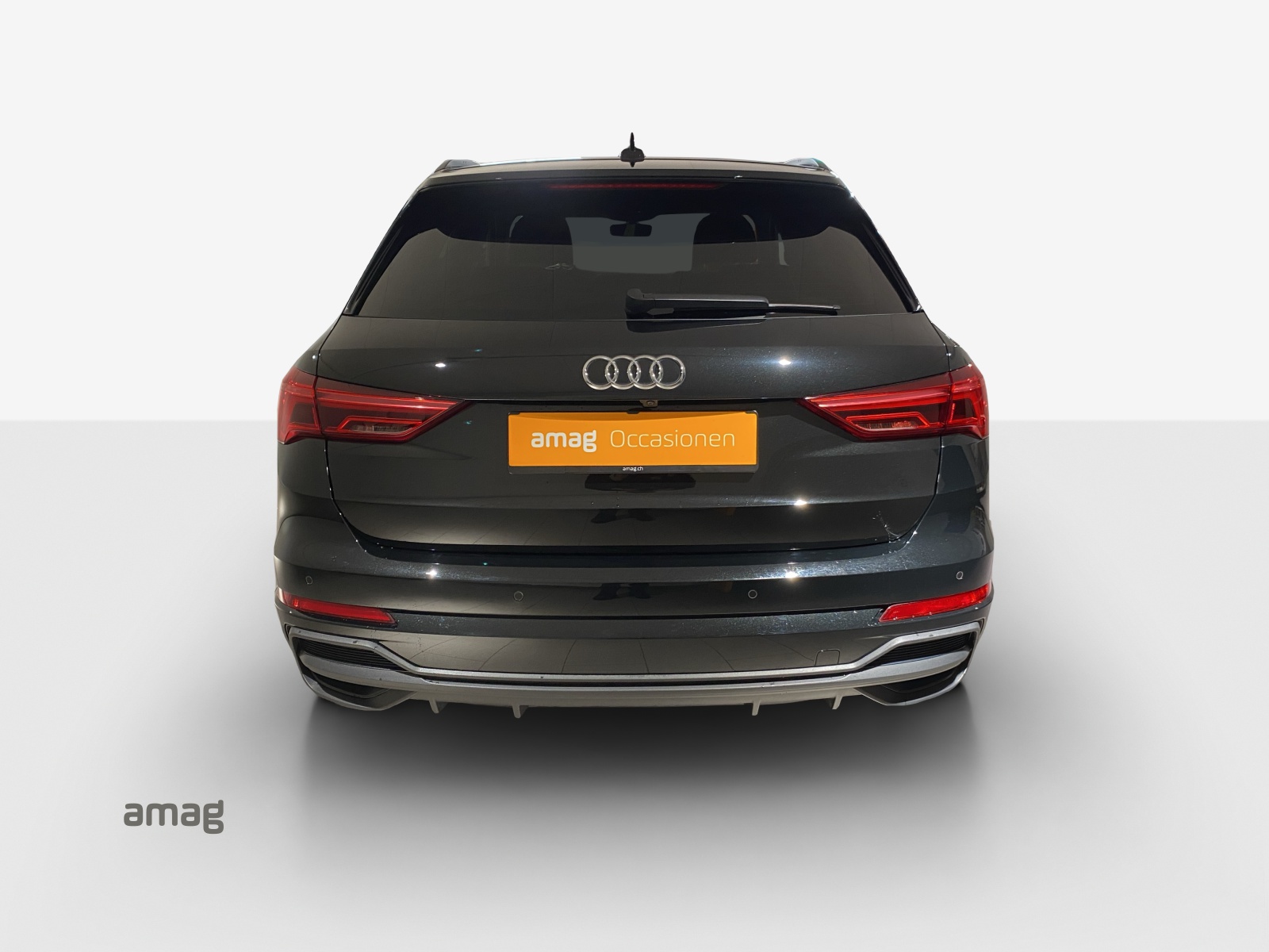 AUDI Q3 35 TFSI S line Attraction S-tronic-image-3