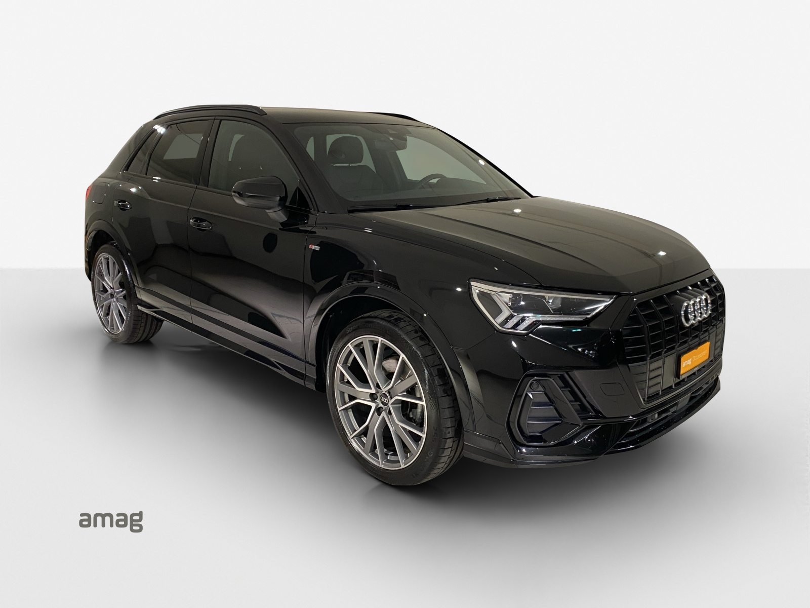 AUDI Q3 35 TFSI S line Attraction S-tronic-image-5