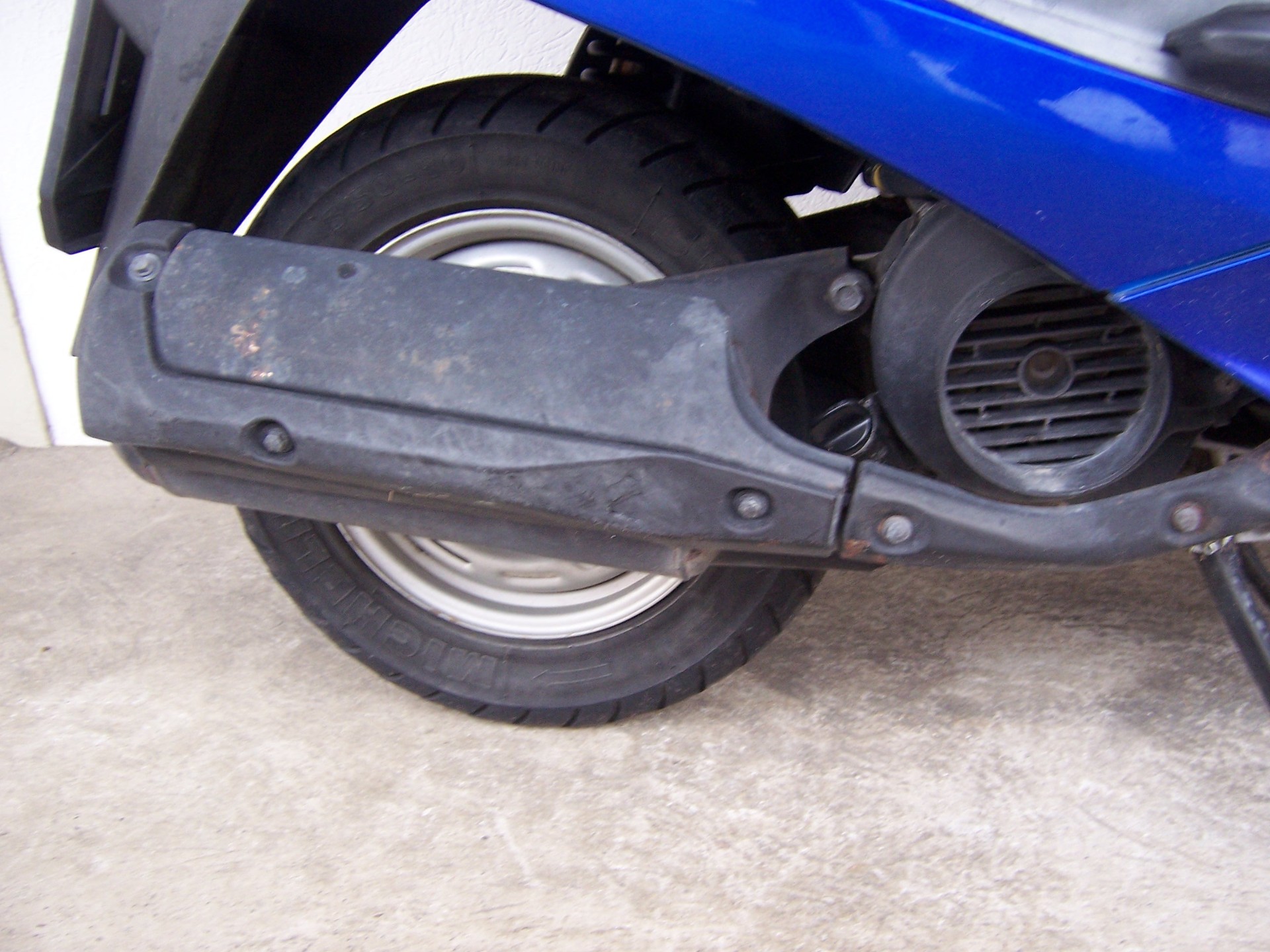 HONDA SCV 100 Lead-image-4