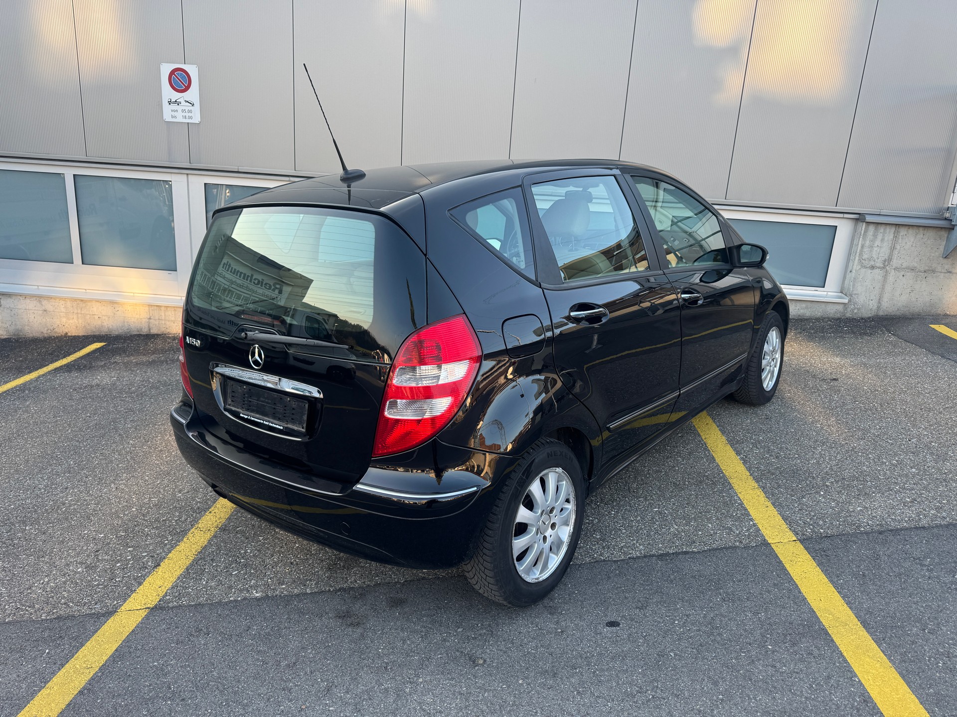 MERCEDES-BENZ A 150 Avantgarde-image-2