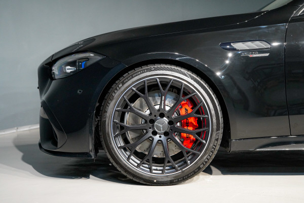 MERCEDES-BENZ C 63 S AMG 4M E Perf.-image-4