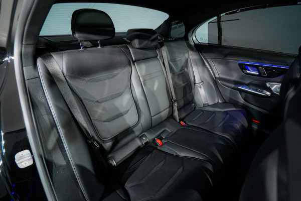 MERCEDES-BENZ C 63 S AMG 4M E Perf.-image-9