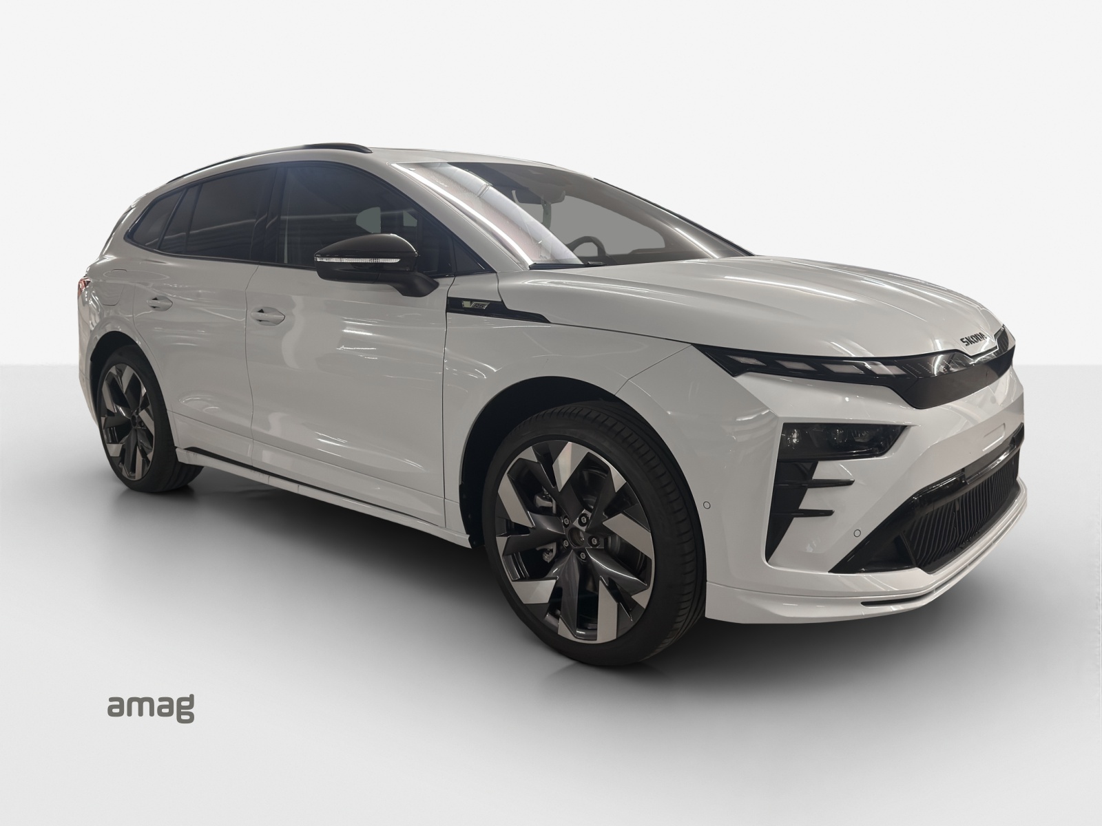 SKODA Enyaq 4x4 RS-image-5