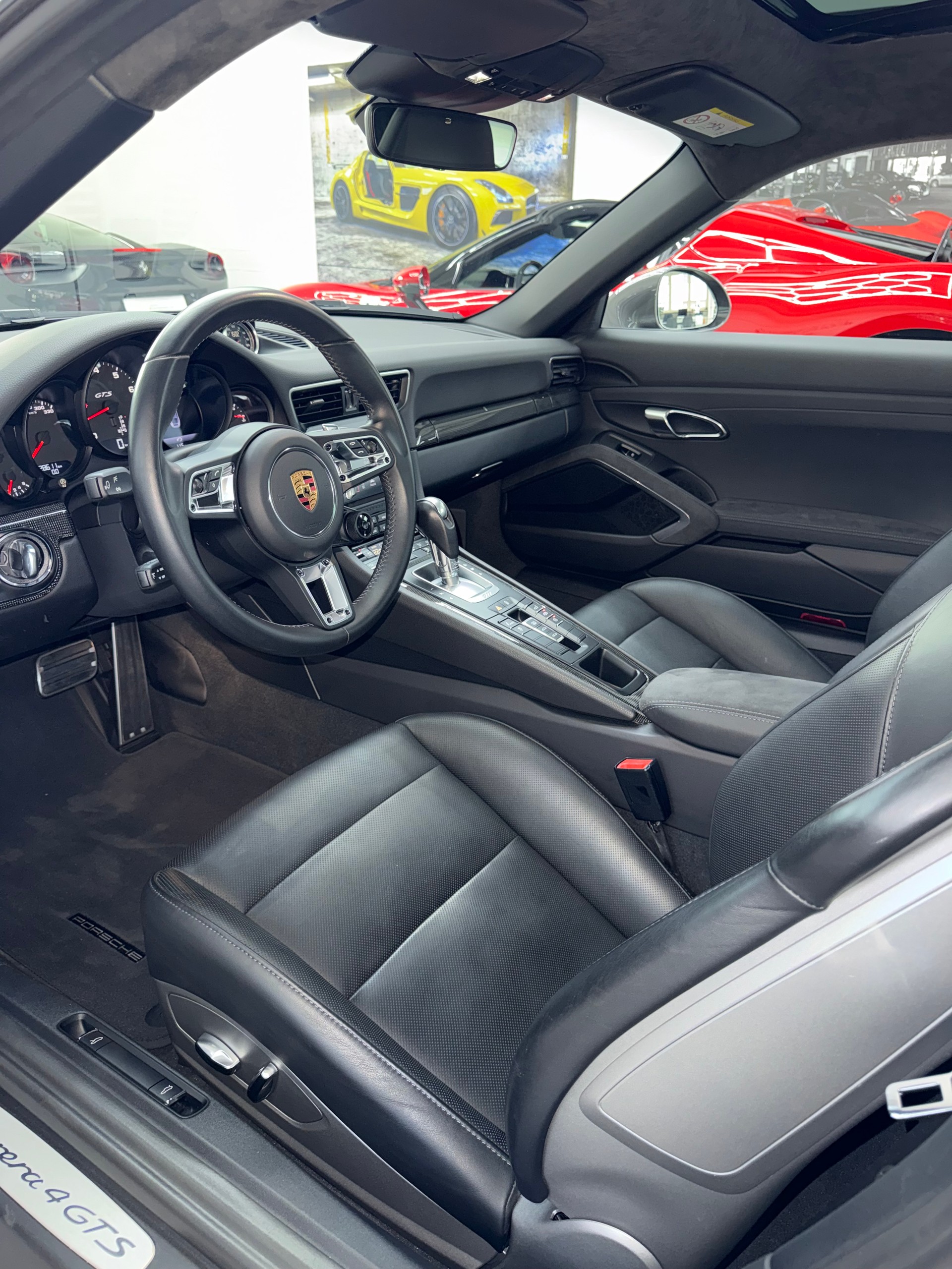 PORSCHE 911 Carrera 4 GTS PDK inkl. 100% Approved Garantie bis 12.2027-image-14