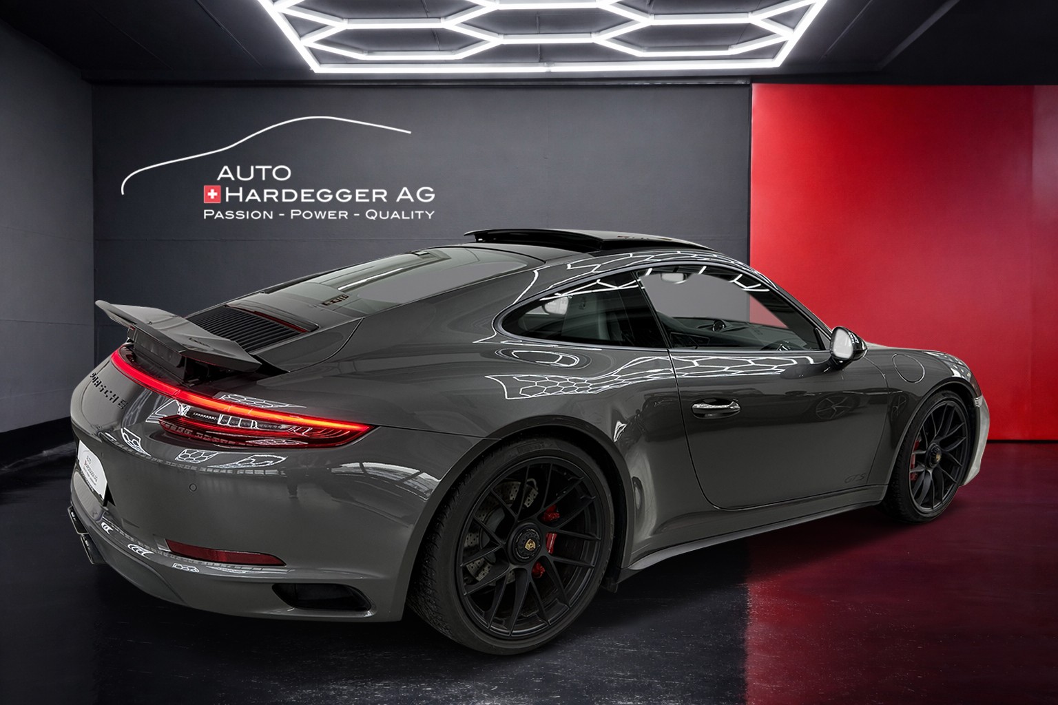 PORSCHE 911 Carrera 4 GTS PDK inkl. 100% Approved Garantie bis 12.2027-image-1