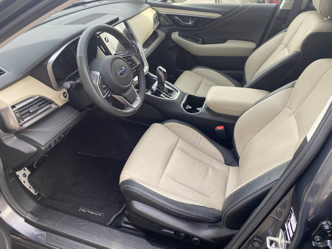 SUBARU Outback 2.5i Luxury-image-9
