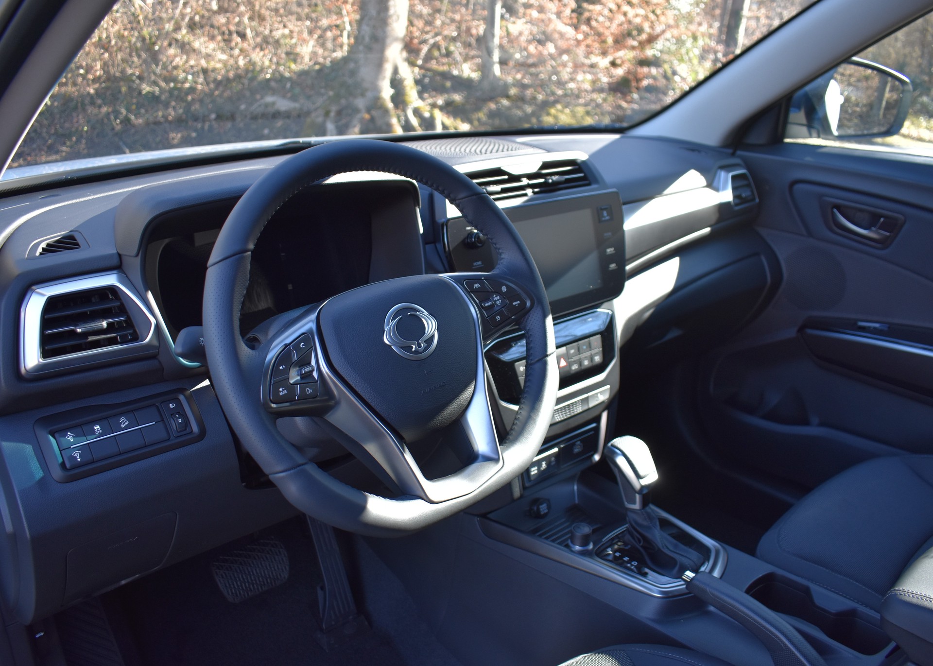 KGM-SsangYong Tivoli 1.5 T GDI Bronze 4WD Automat-image-5