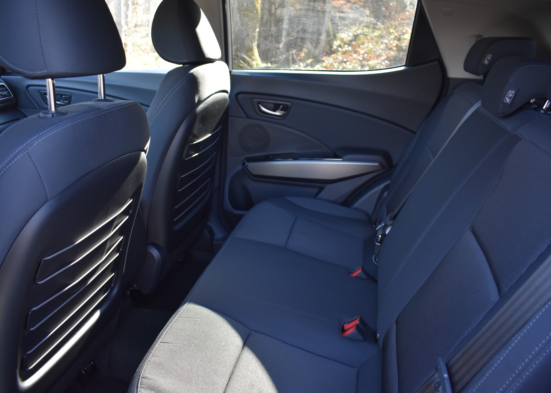 KGM-SsangYong Tivoli 1.5 T GDI Bronze 4WD Automat-image-7
