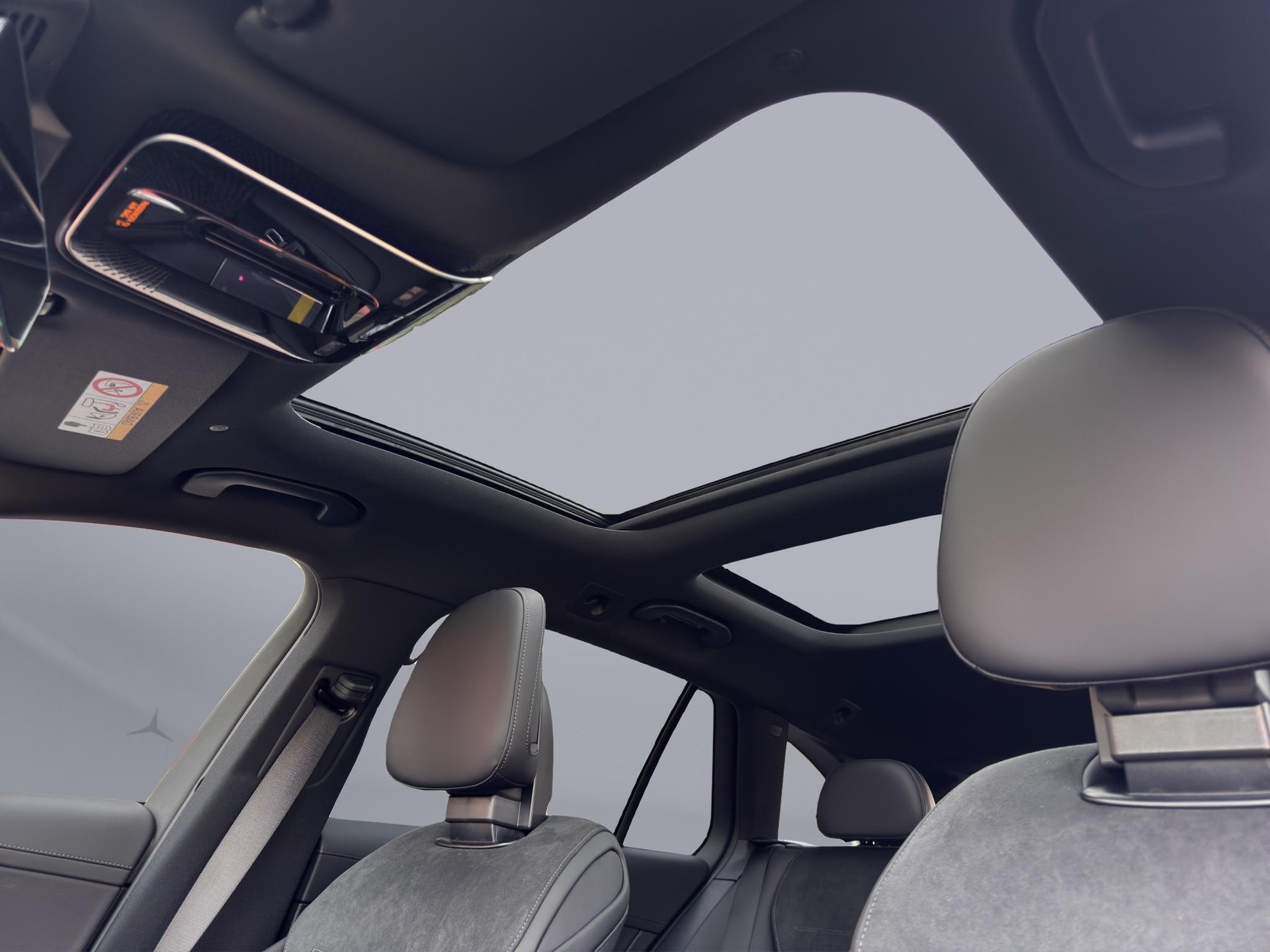 MERCEDES-BENZ C 220 d Swiss Star AMG Line 4matic Kombi-image-18