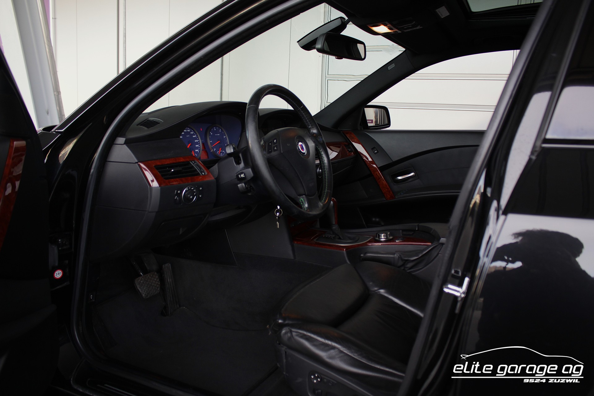 BMW-ALPINA B5 4.4 V8 Touring-image-12