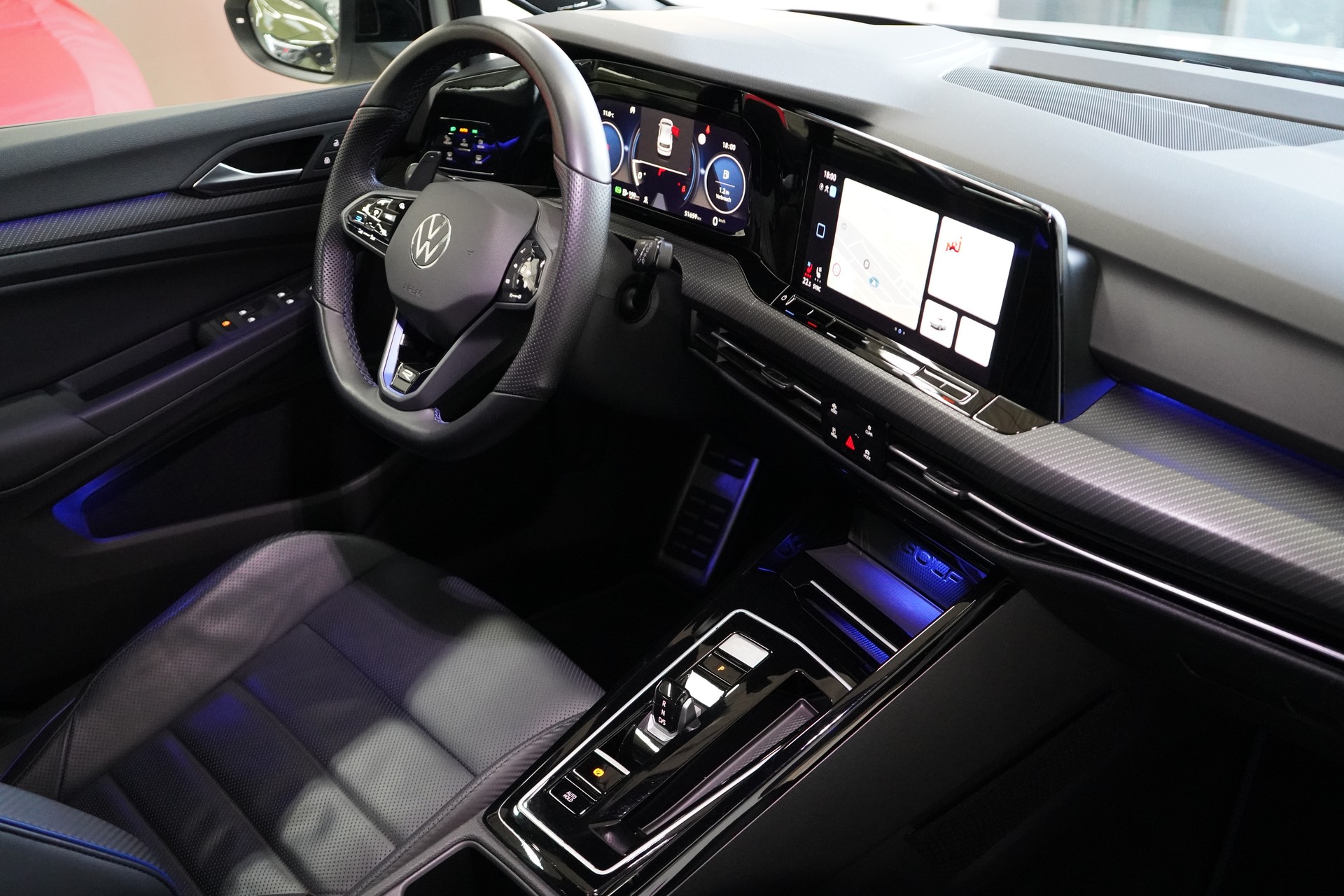 VW Golf 2.0 TSI R DSG 4Motion R Performance-image-27