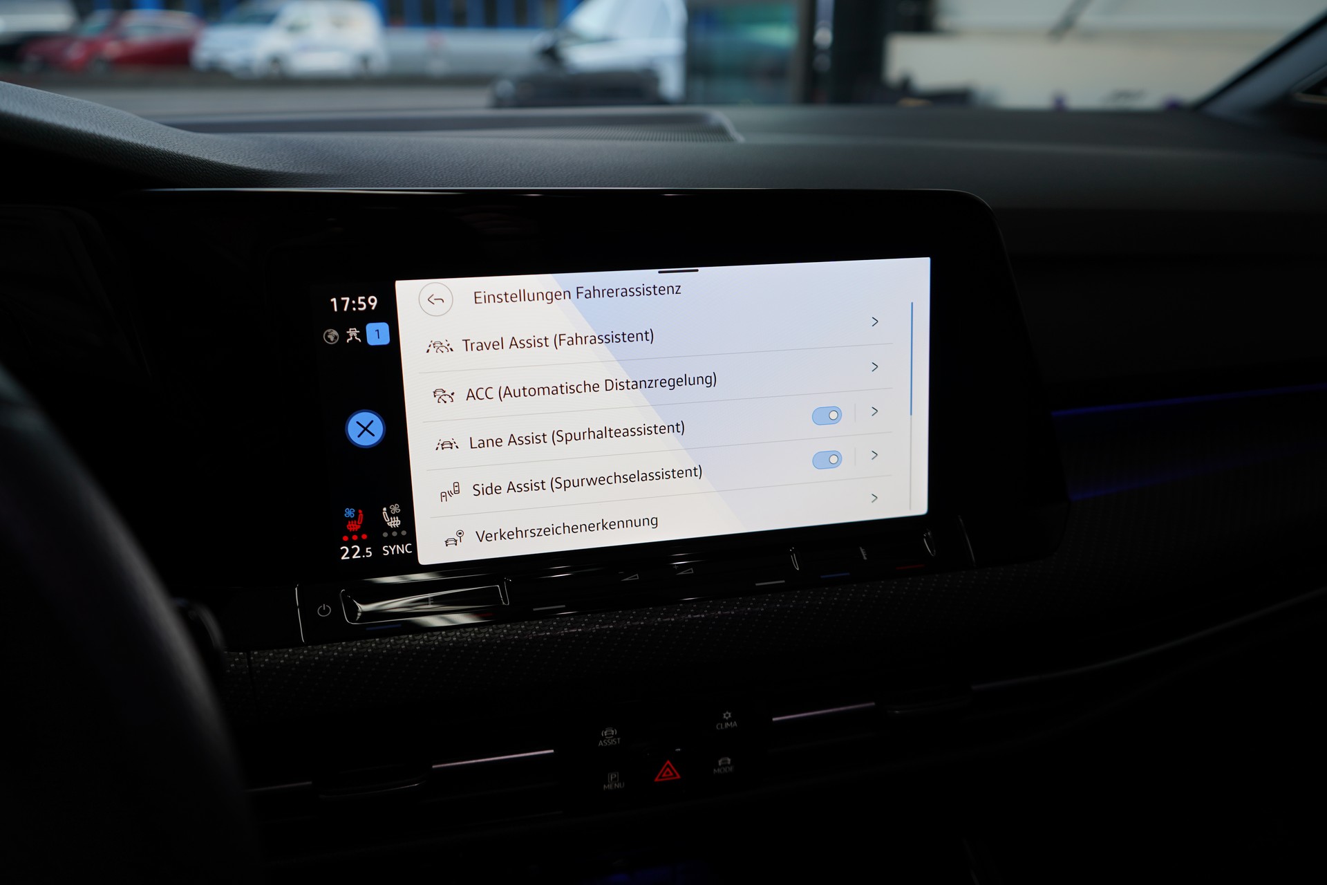 VW Golf 2.0 TSI R DSG 4Motion R Performance-image-21