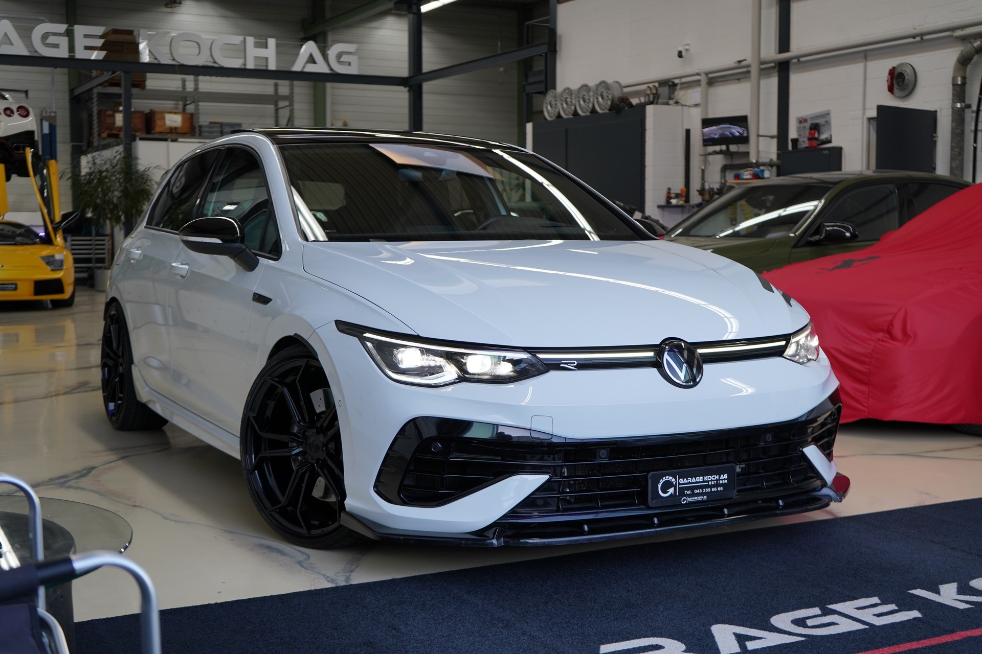 VW Golf 2.0 TSI R DSG 4Motion R Performance-image-10