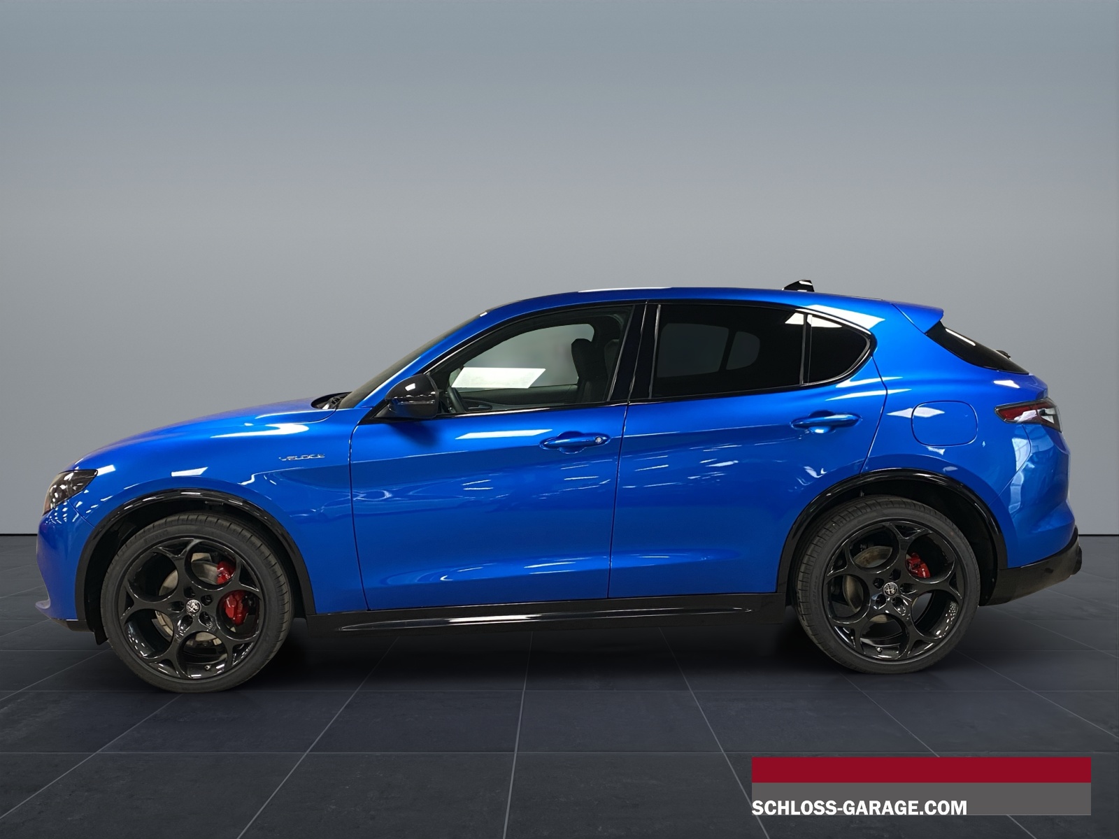 ALFA ROMEO STELVIO 2.0 Q4 280 Veloce P-showroom-element-2