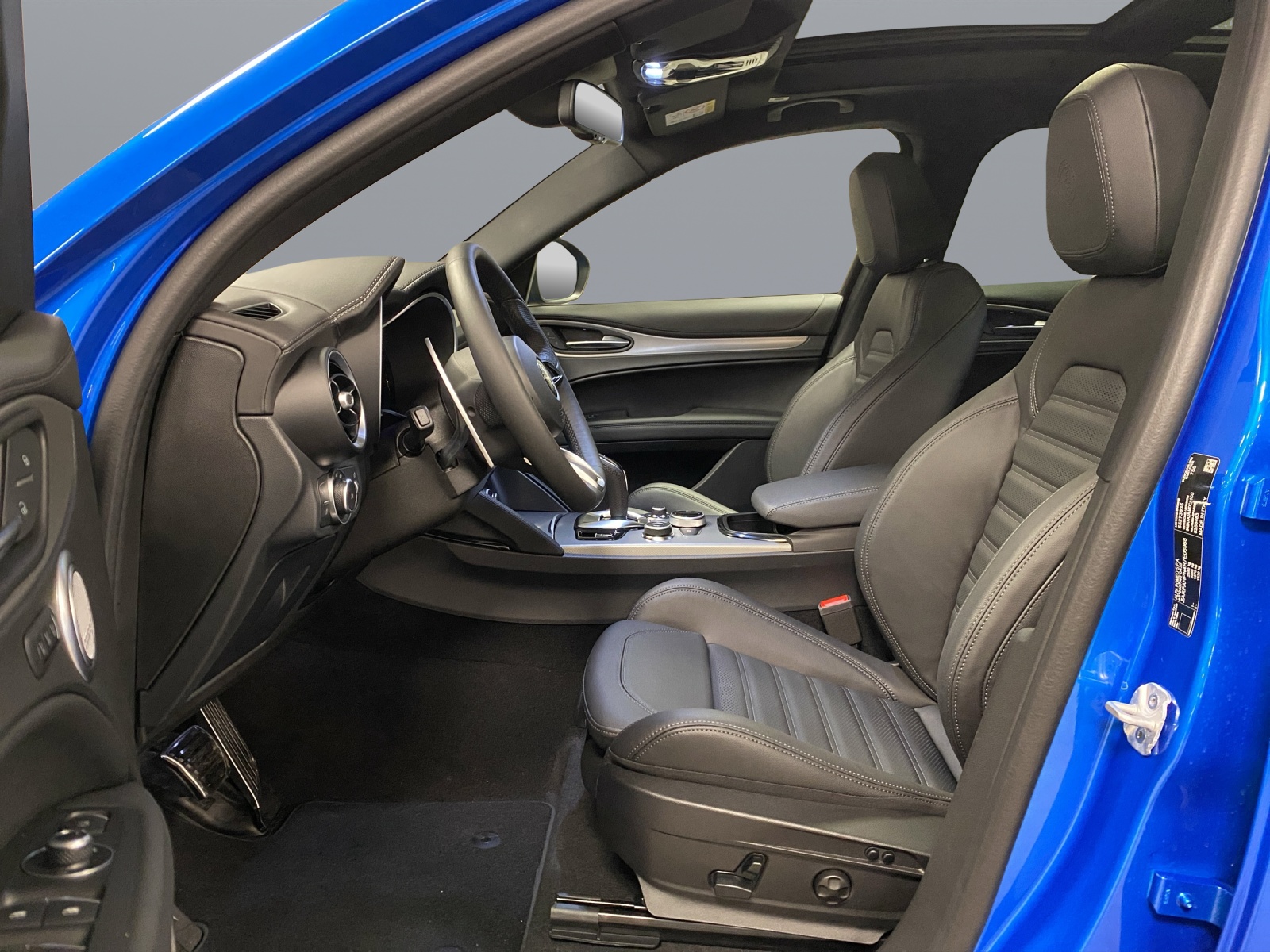 ALFA ROMEO STELVIO 2.0 Q4 280 Veloce P-image-10
