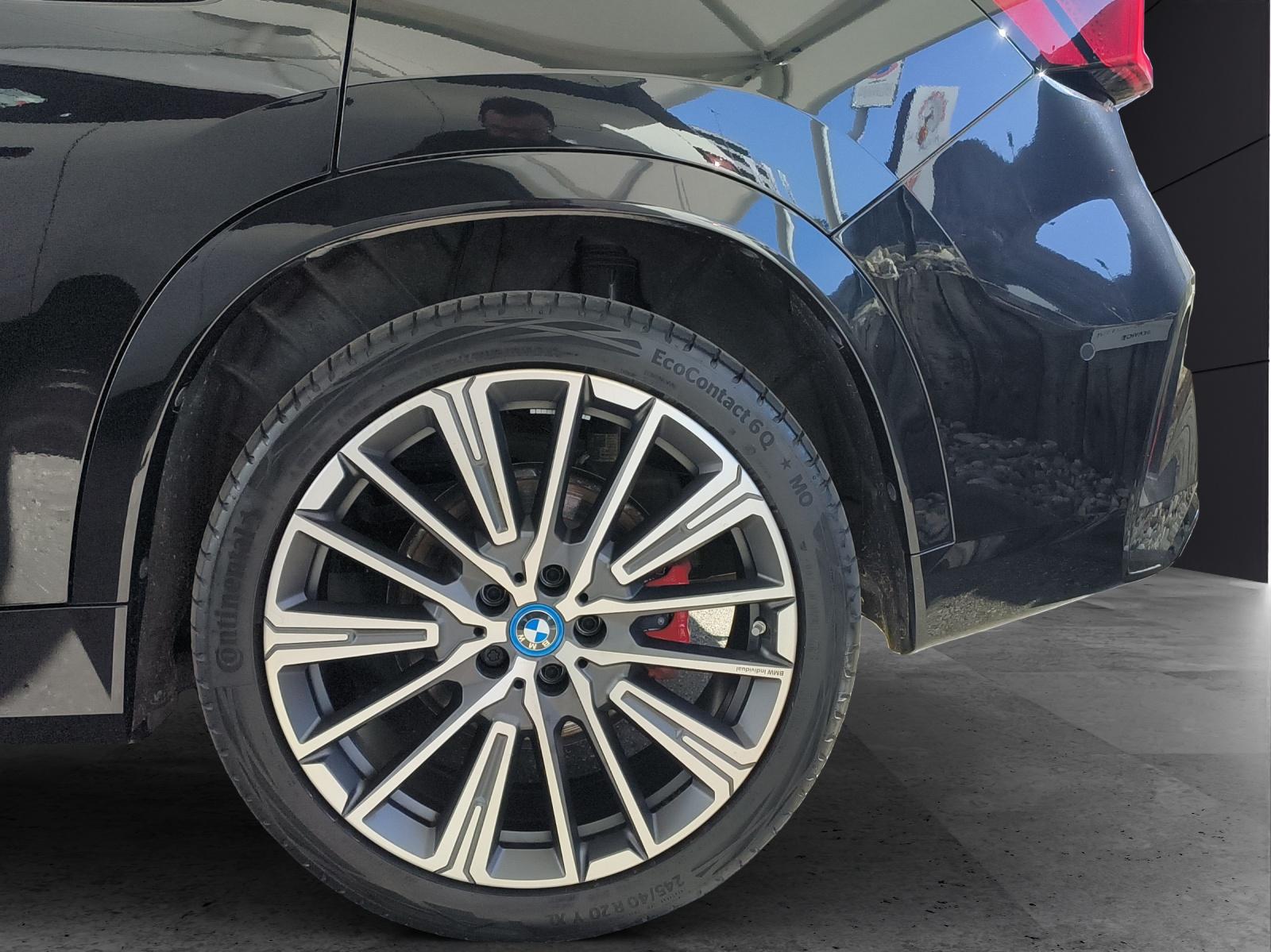 BMW X1 30e xDrive paddles-image-9