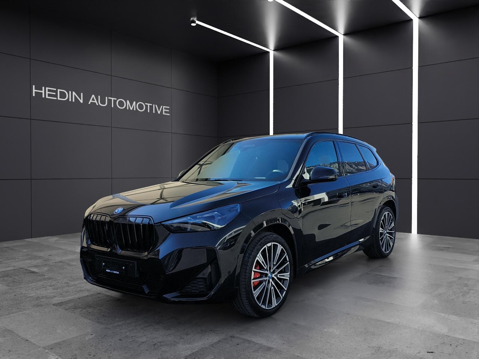 BMW X1 30e xDrive paddles-image-0