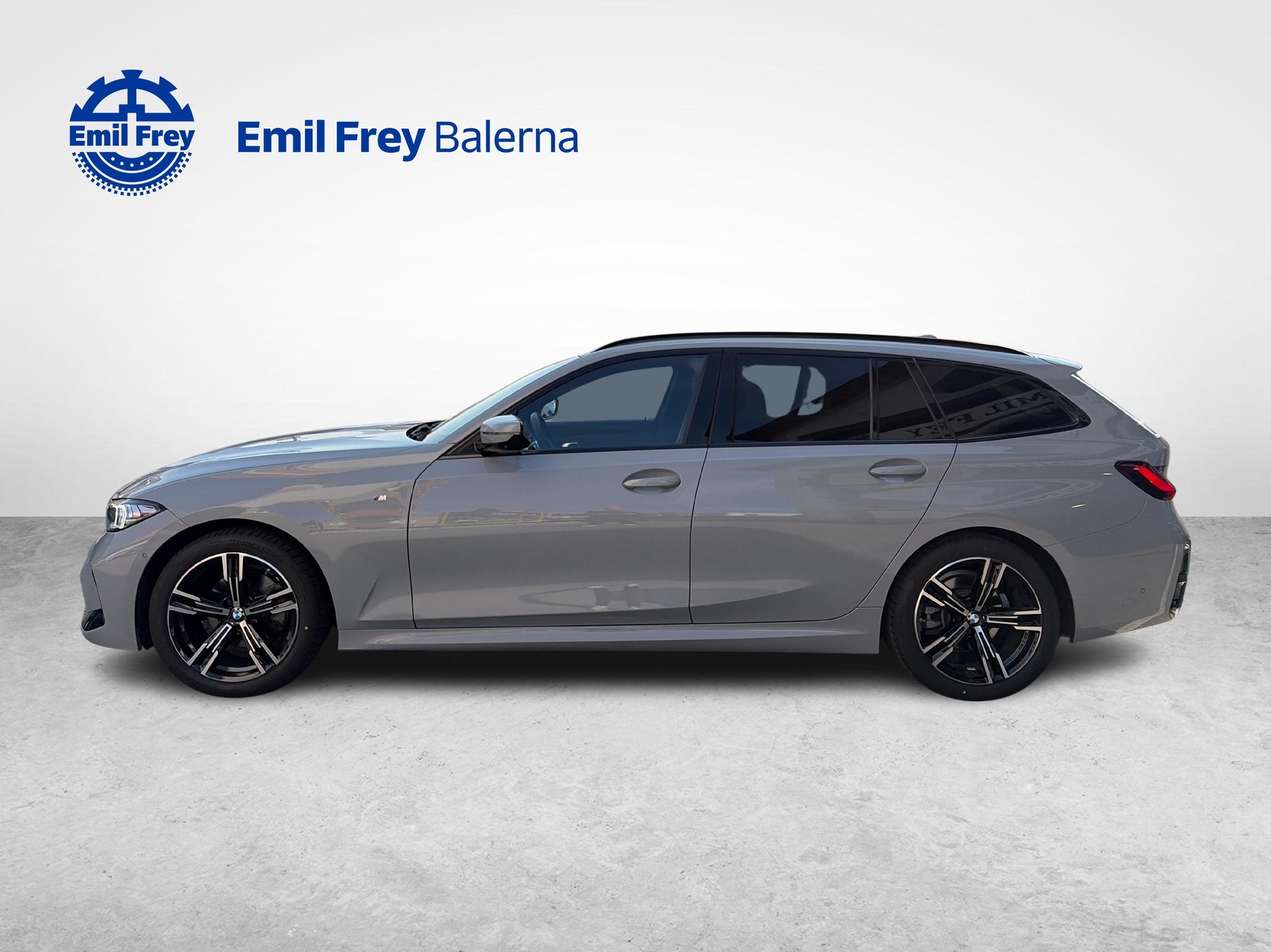 BMW 320d xDrive Touring-image-3