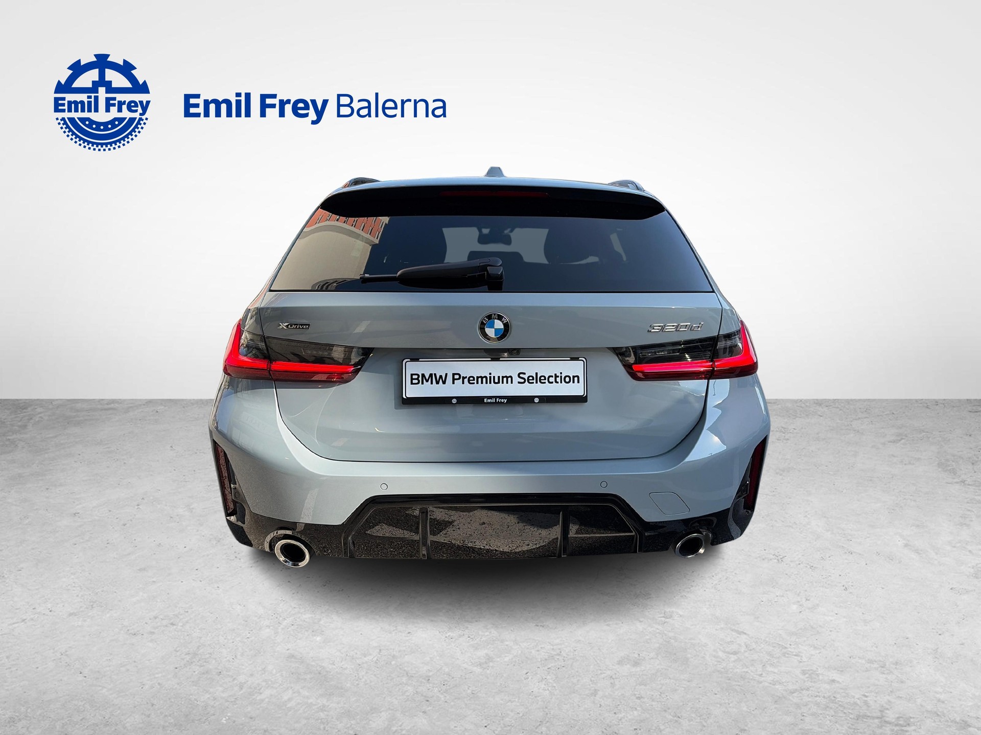 BMW 320d xDrive Touring-image-5